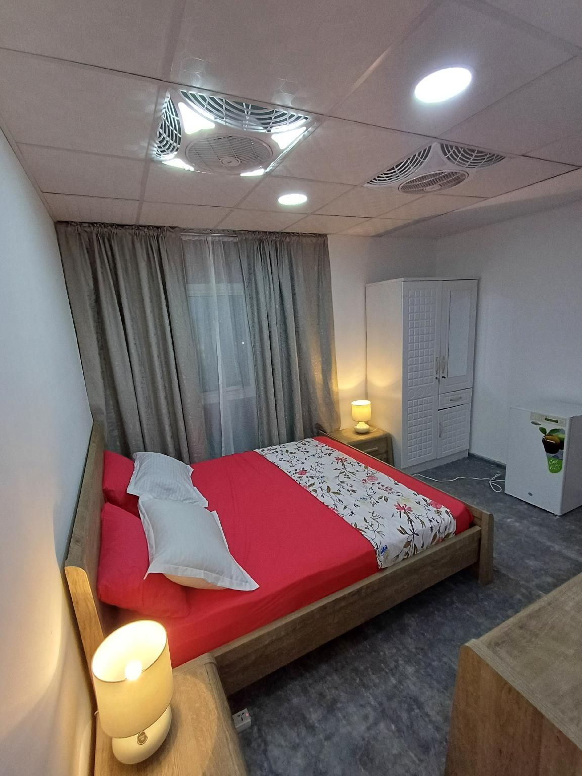 Shared Room for 6 People with Bunk Bed