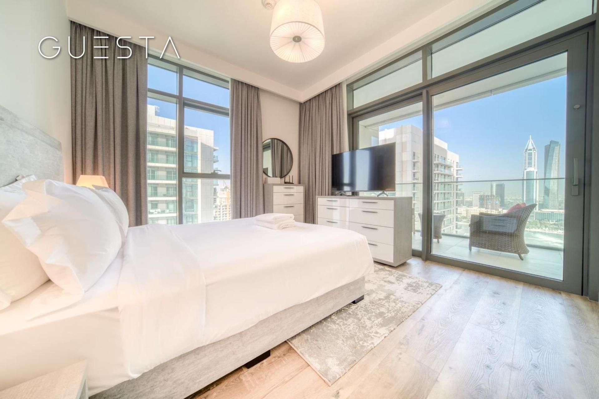 Three-Bedroom Apartment with Sea View