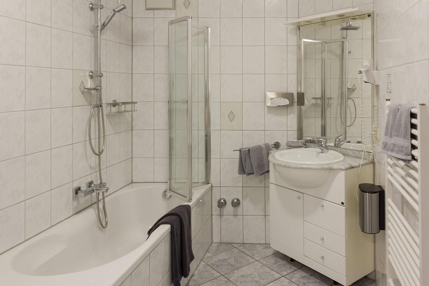 Hotel Restaurant Waldlust Triple Room with Bath 2