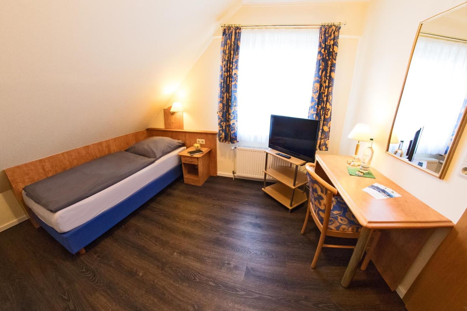 Single Room with Bathroom
