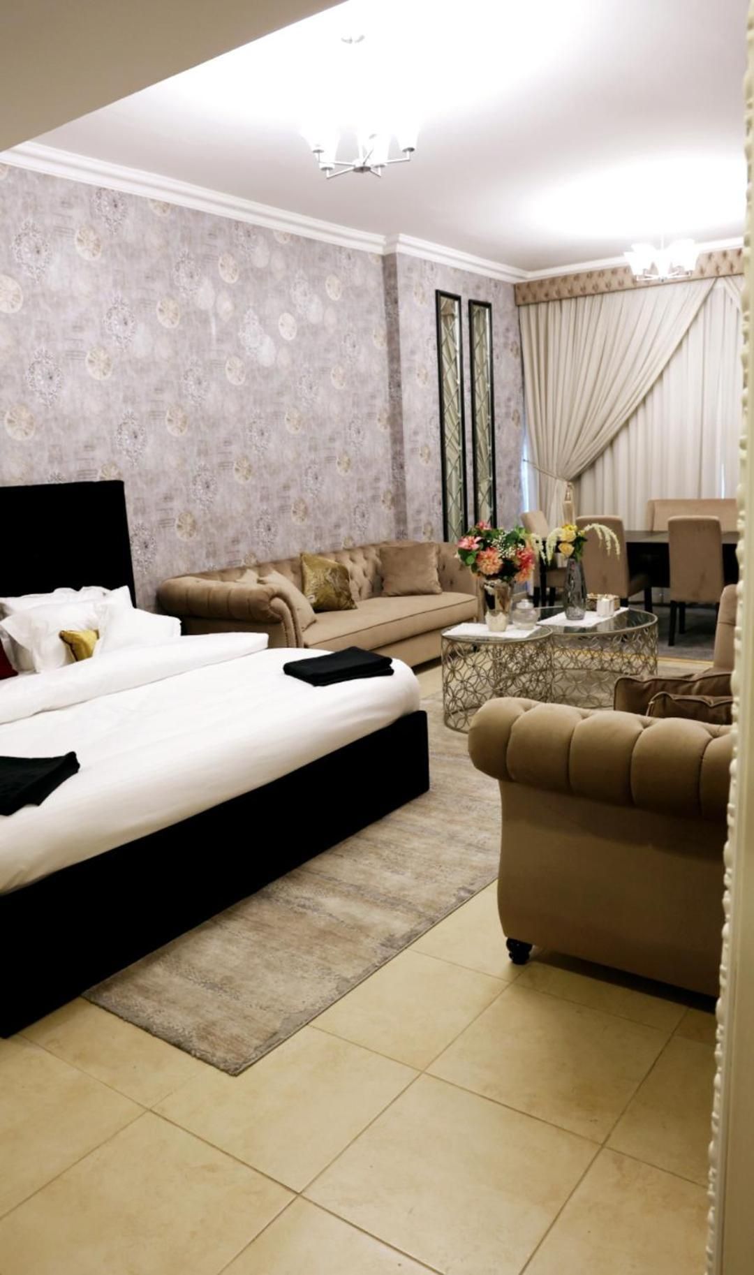 Luxury Apartment by oima leasing property