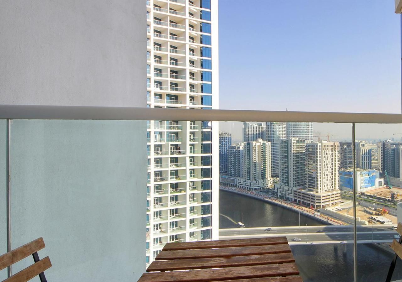 Studio Apartment with Balcony