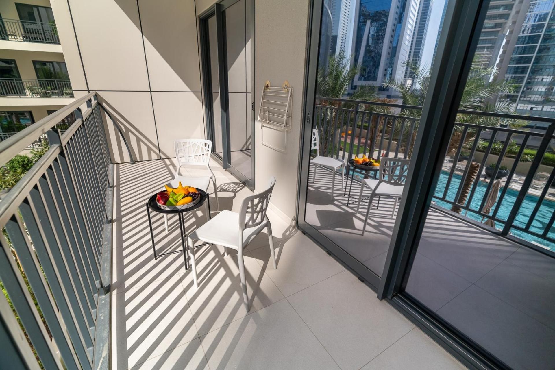 One-Bedroom Apartment with Pool View