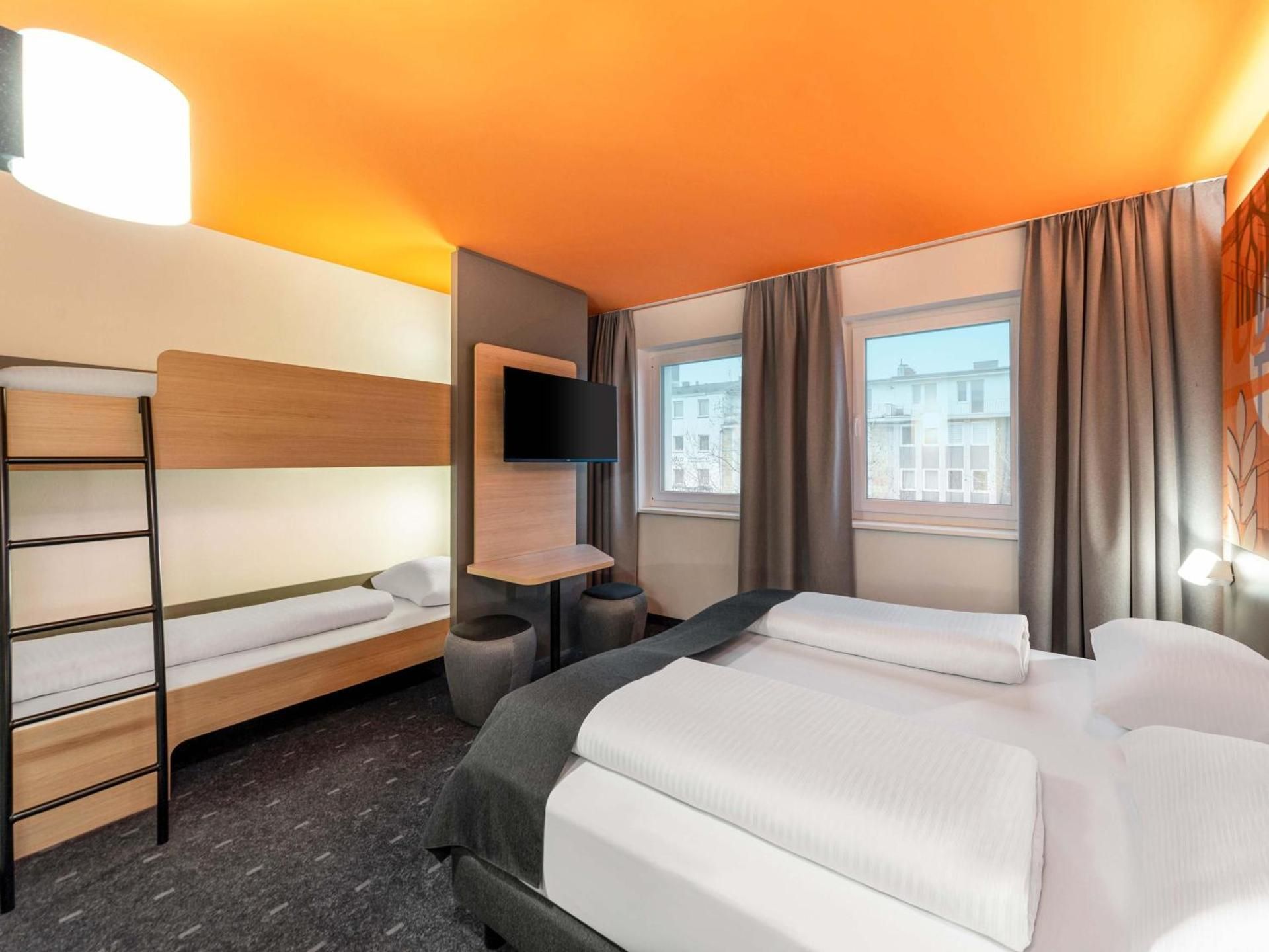 B&B HOTEL Hagen Family Room