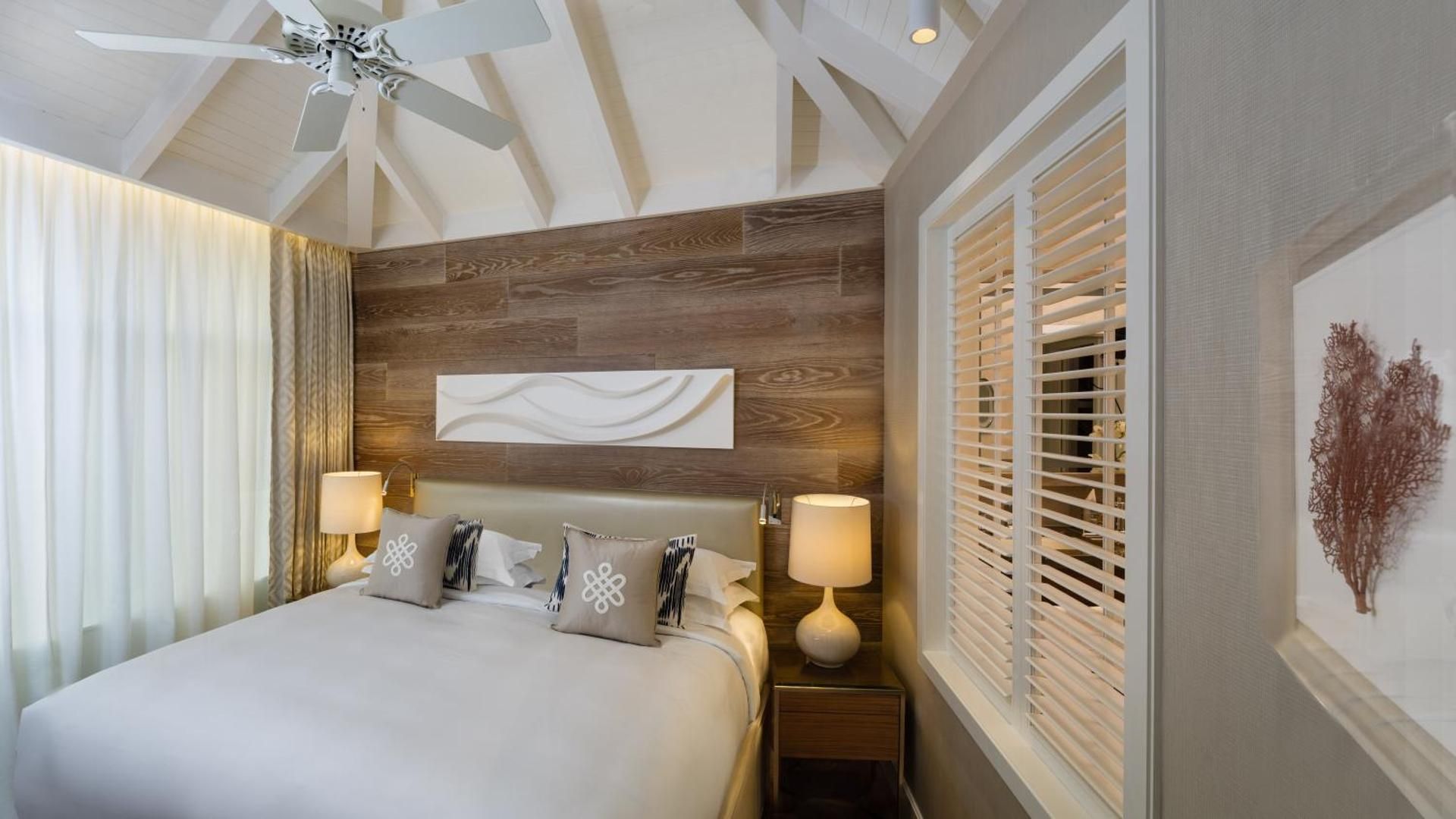 Aspen Pool Chalet - Access to Snow Park in Ski Dubai for 2, Private Butler, Lounge Access including Afternoon Tea, Evening Cocktail Hours, Soft Refreshments & Canapes