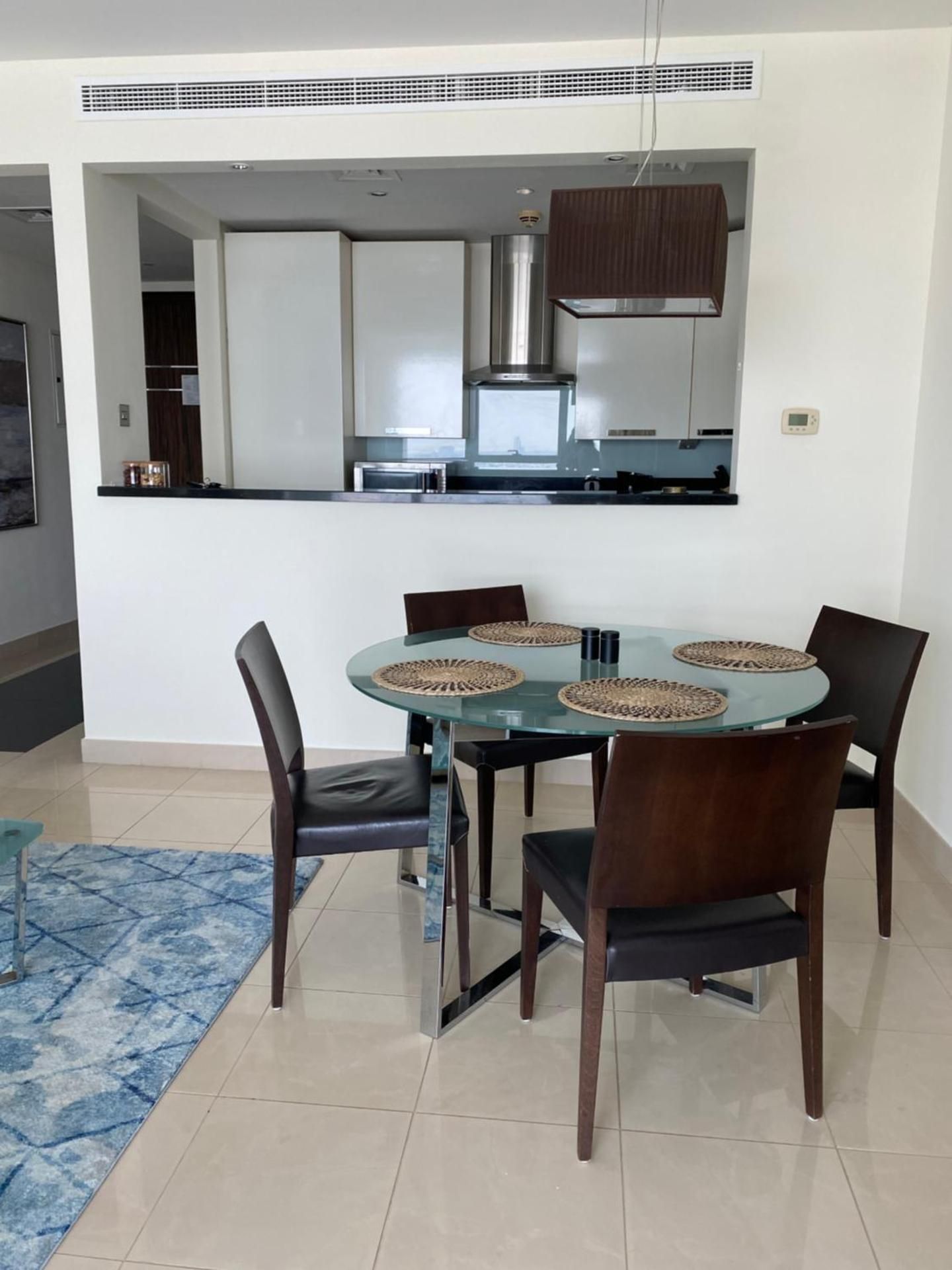 Songs of the Lake by Lagom - Bonnington Apartment Jumeirah Lake Towers,