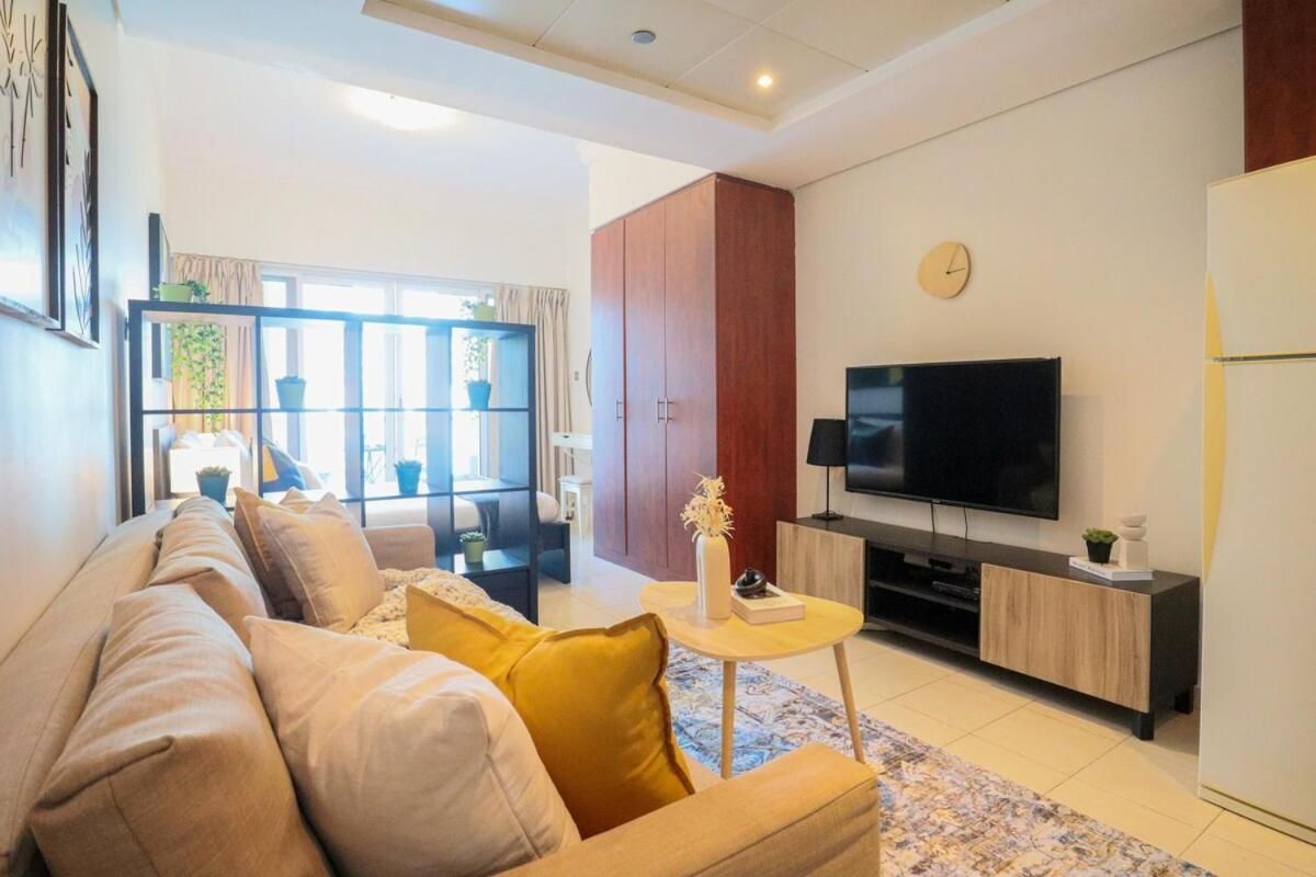 Studio Apartment with Balcony