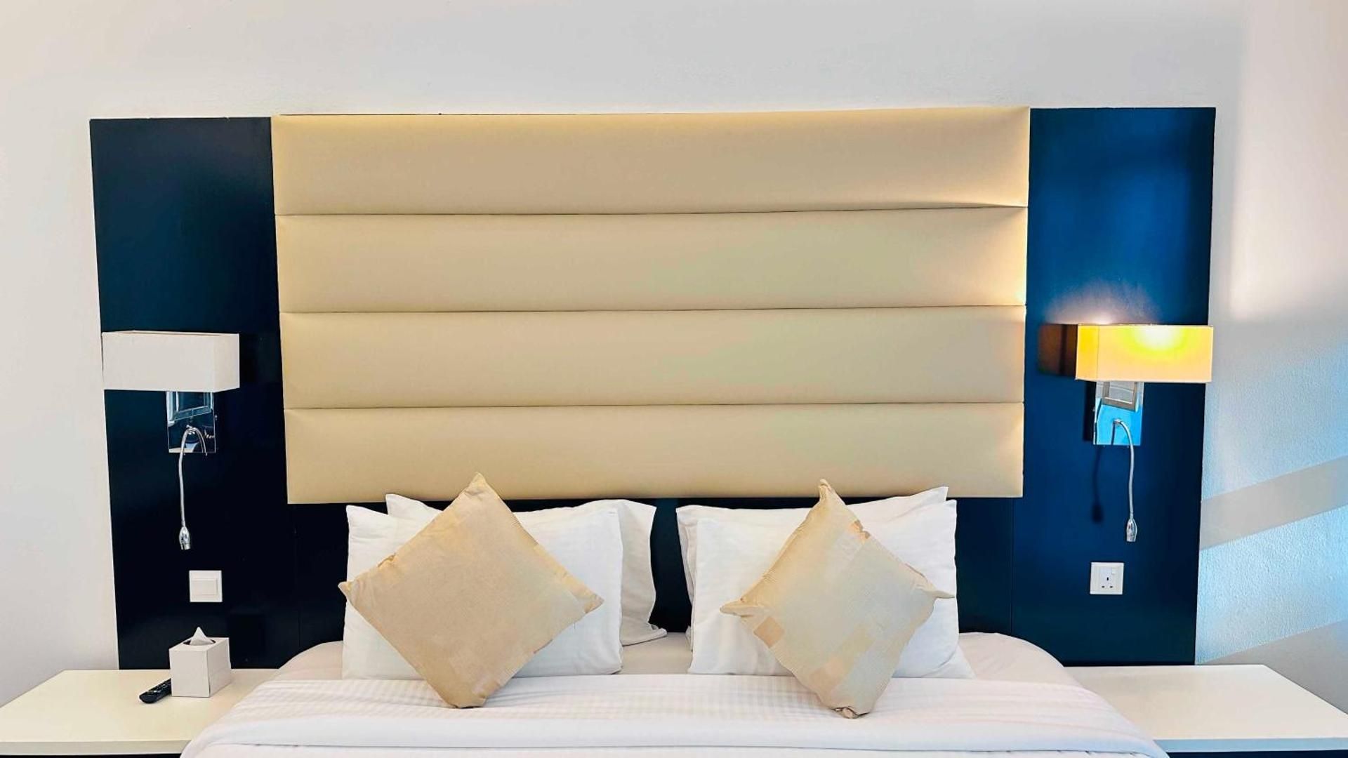 Three Bed Rooms BV