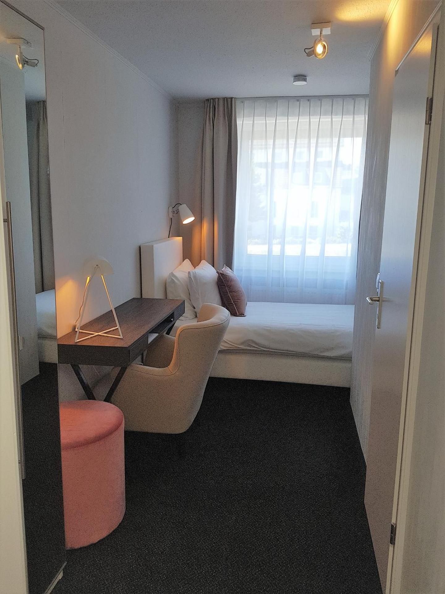 Comfort Single Room