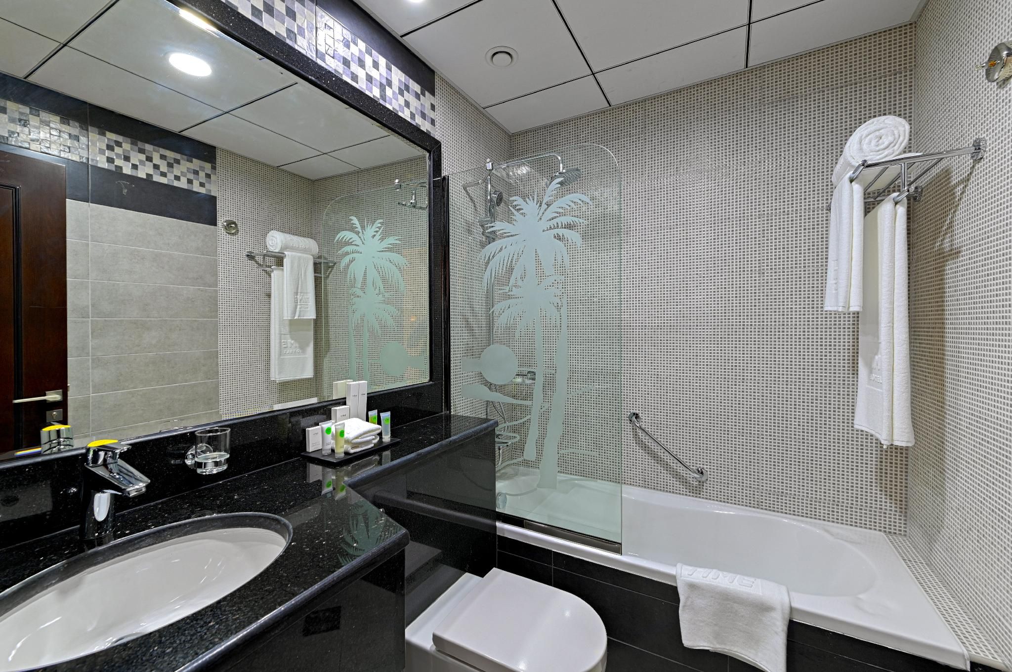 One Bedroom Apartment