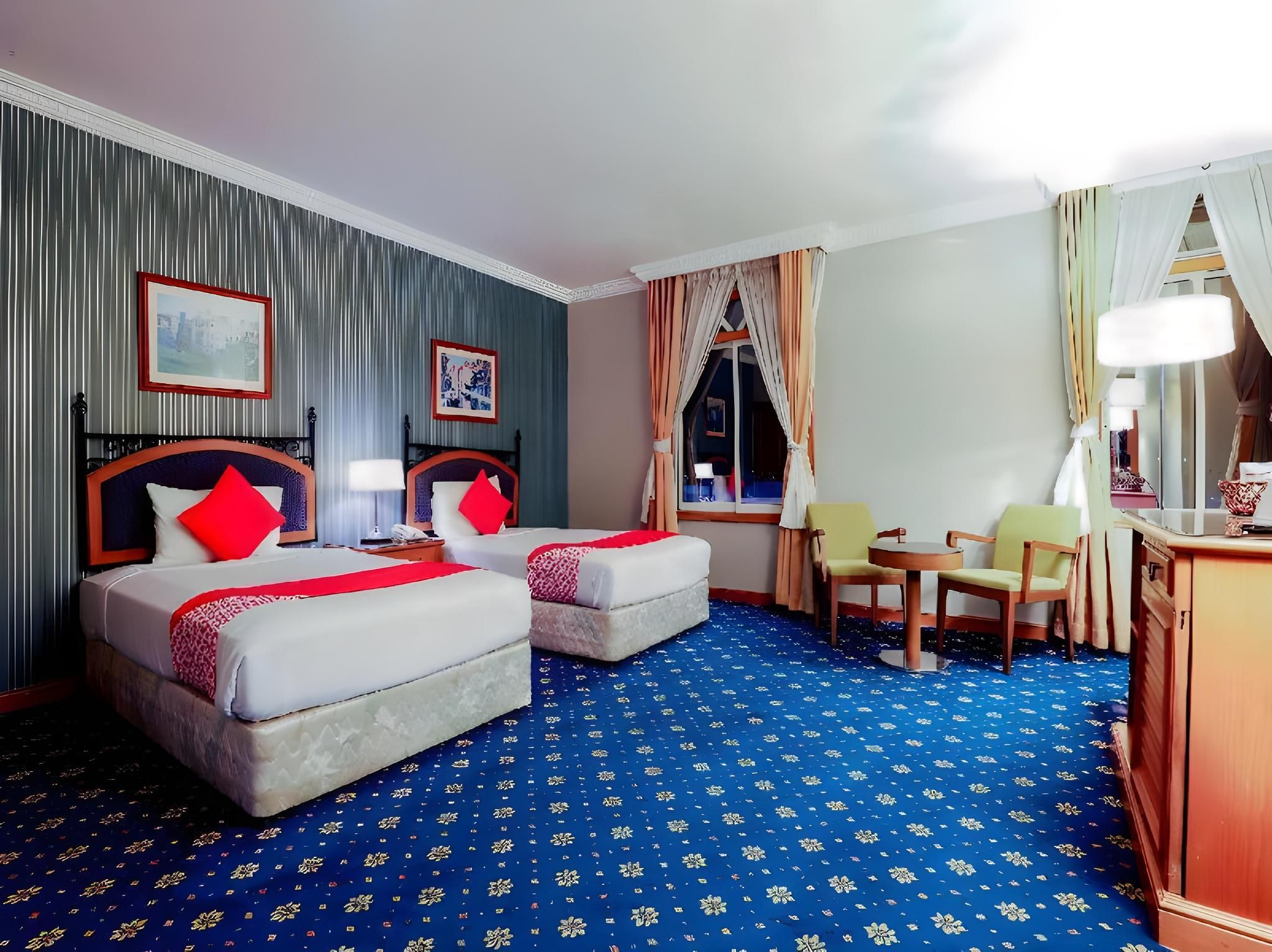 284b9facaadeaf66fd544ab7d7f3fd85