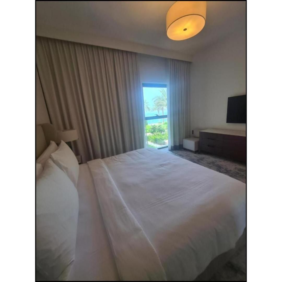 Three-Bedroom Apartment with Balcony