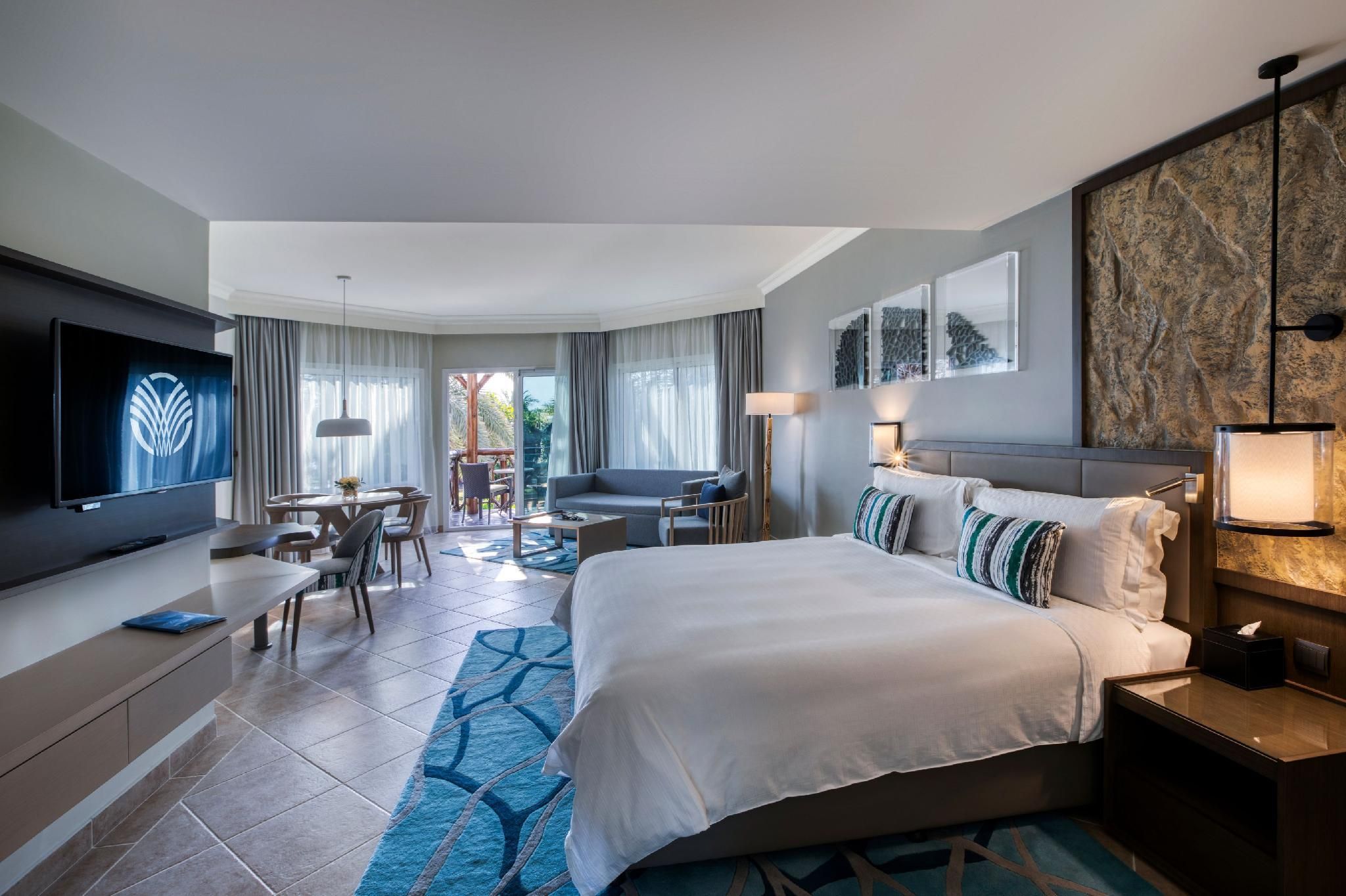 Large Garden View Suite with Balcony