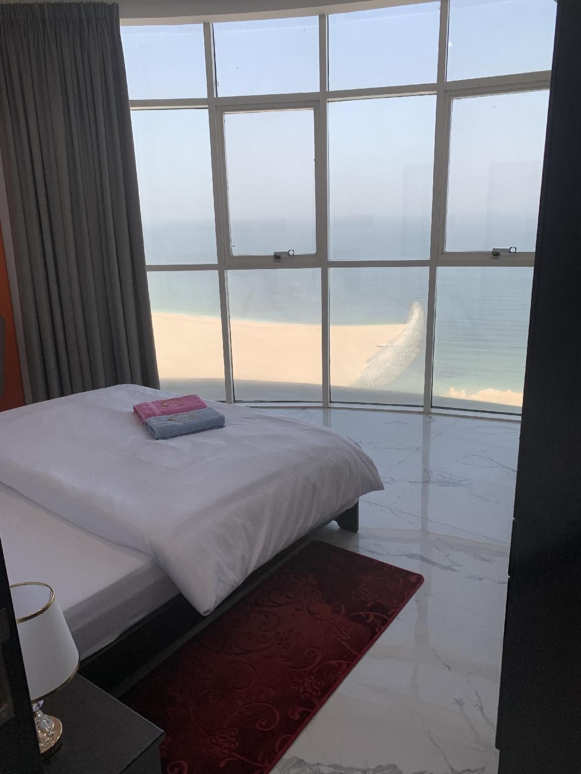 Premier Sea View