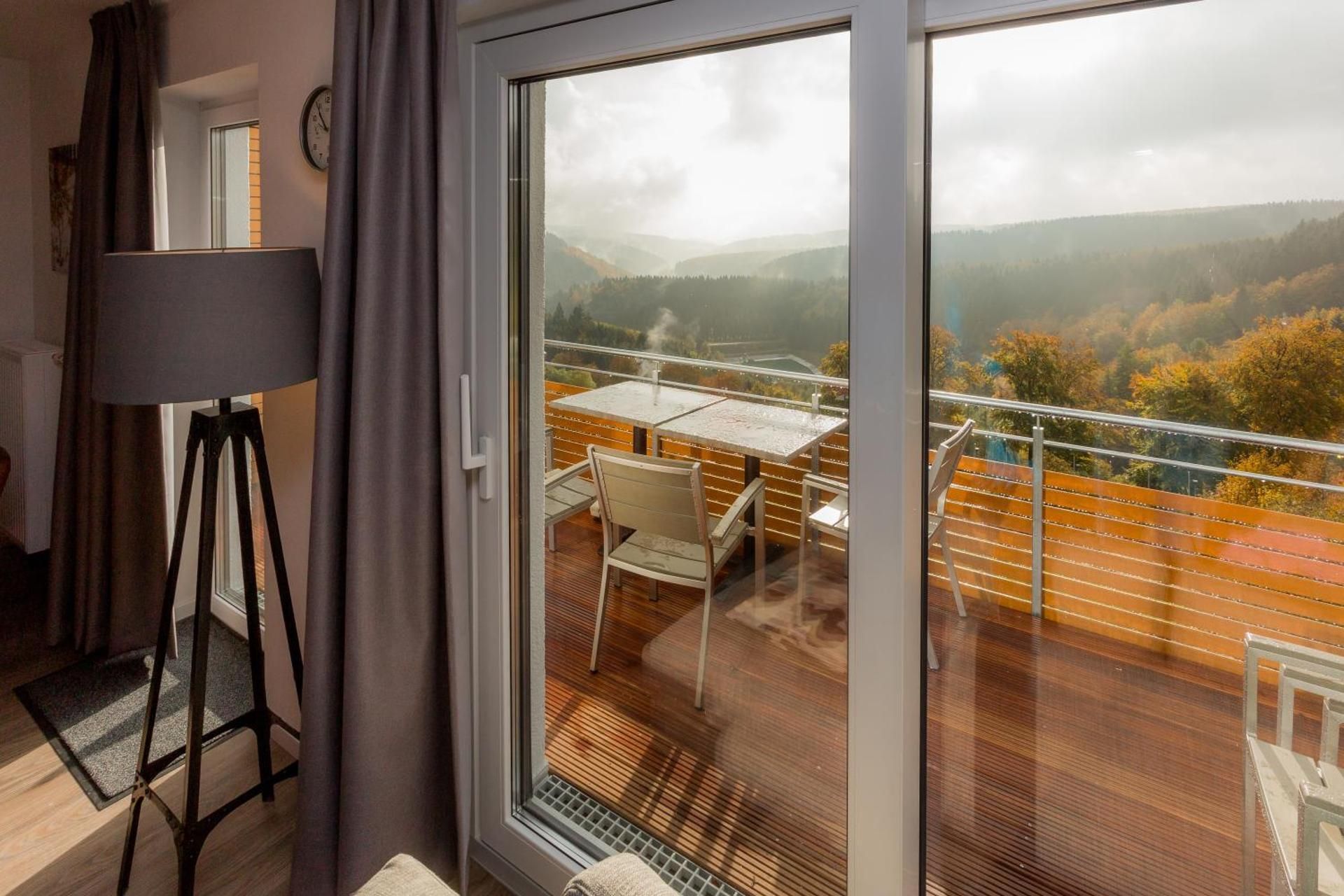 Moderne 7P-Wohnung in bester Lage