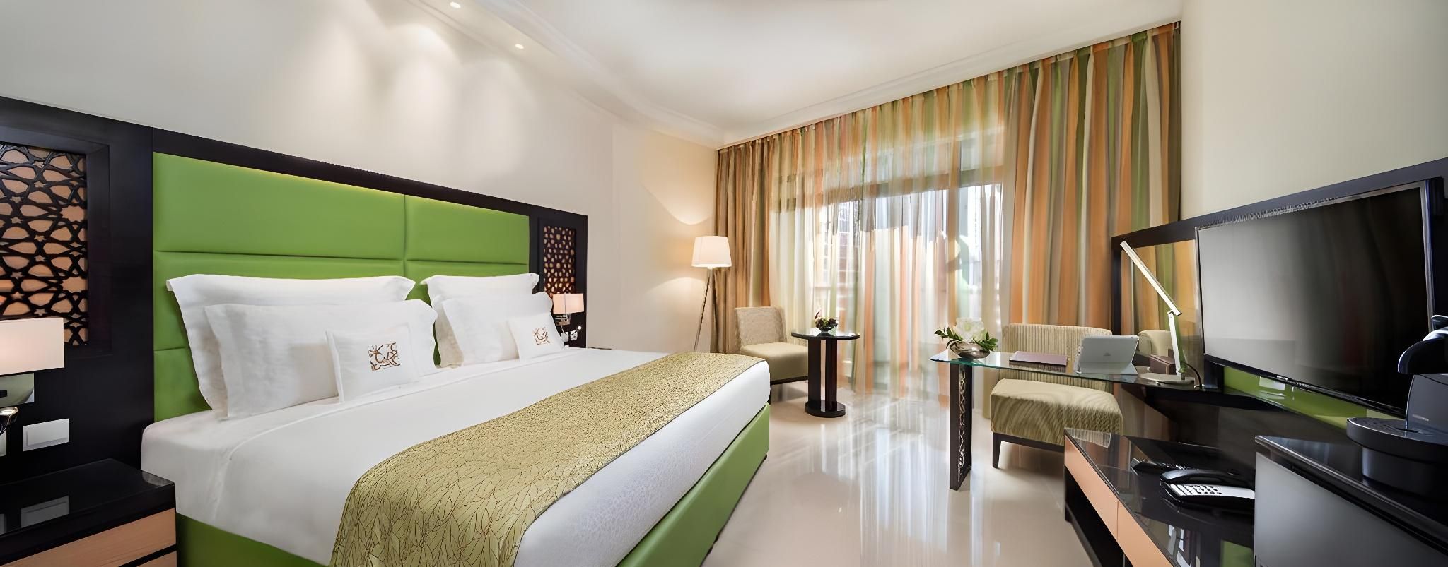 Standard Twin Room with View