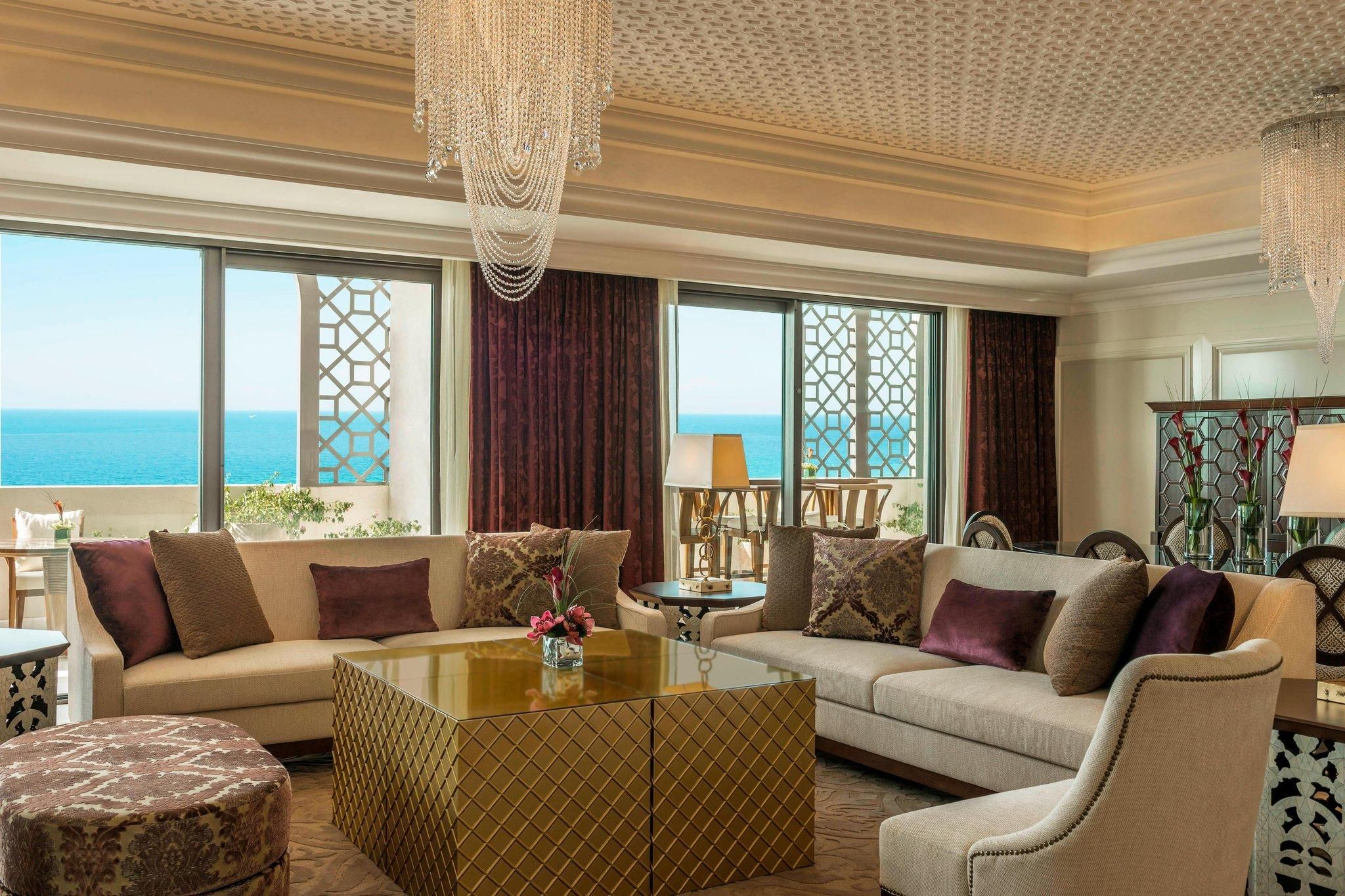 Royal Suite, 1 Bedroom Suite, 1 King, Sea view, Balcony
