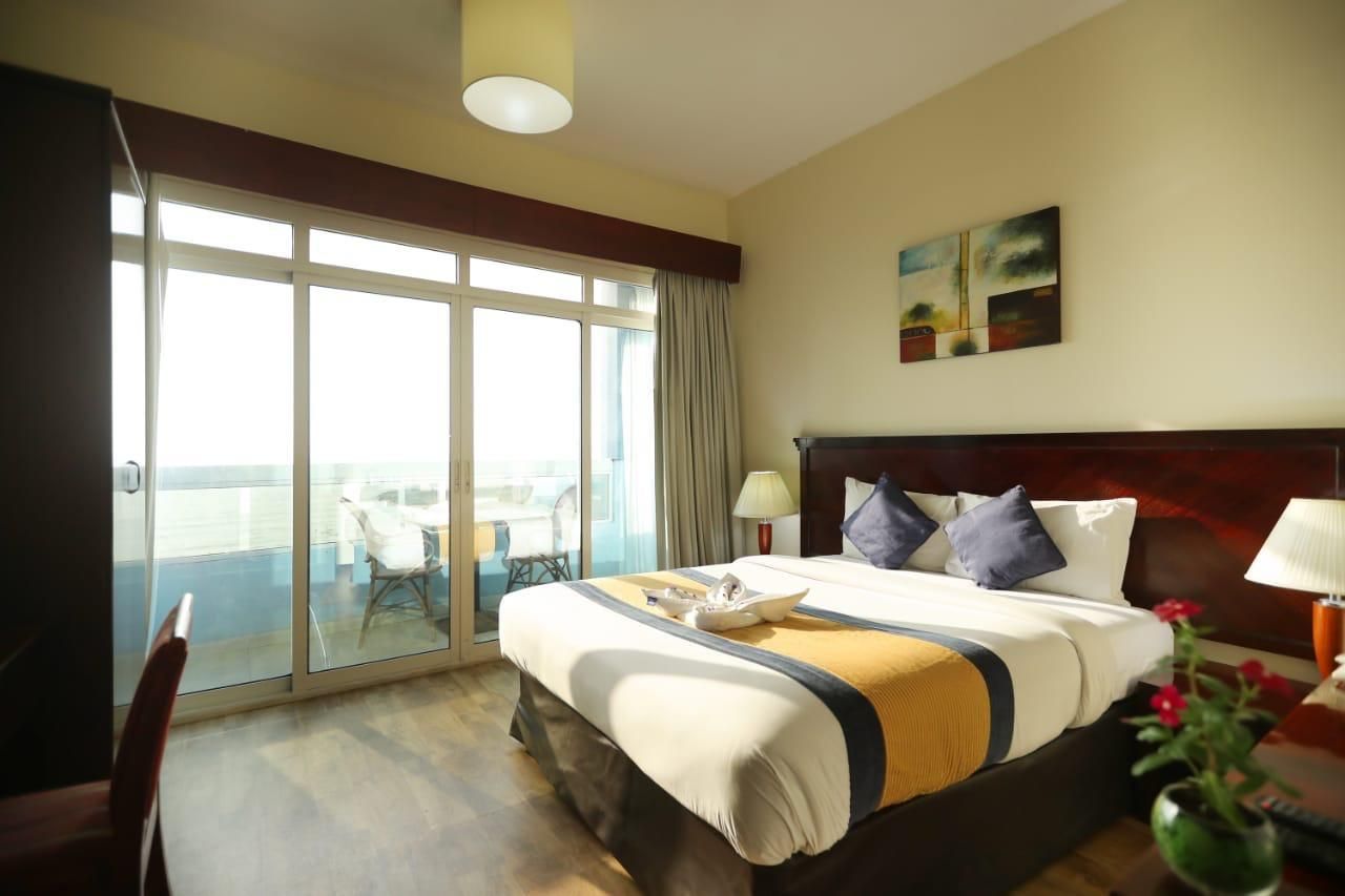 Deluxe Sea View Double or Twin Room with Balcony