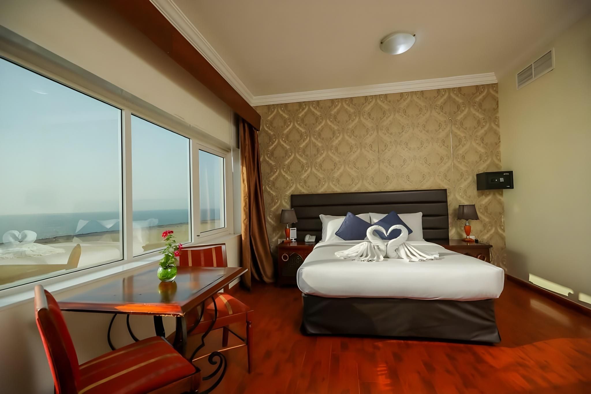 Executive Sea View King Room