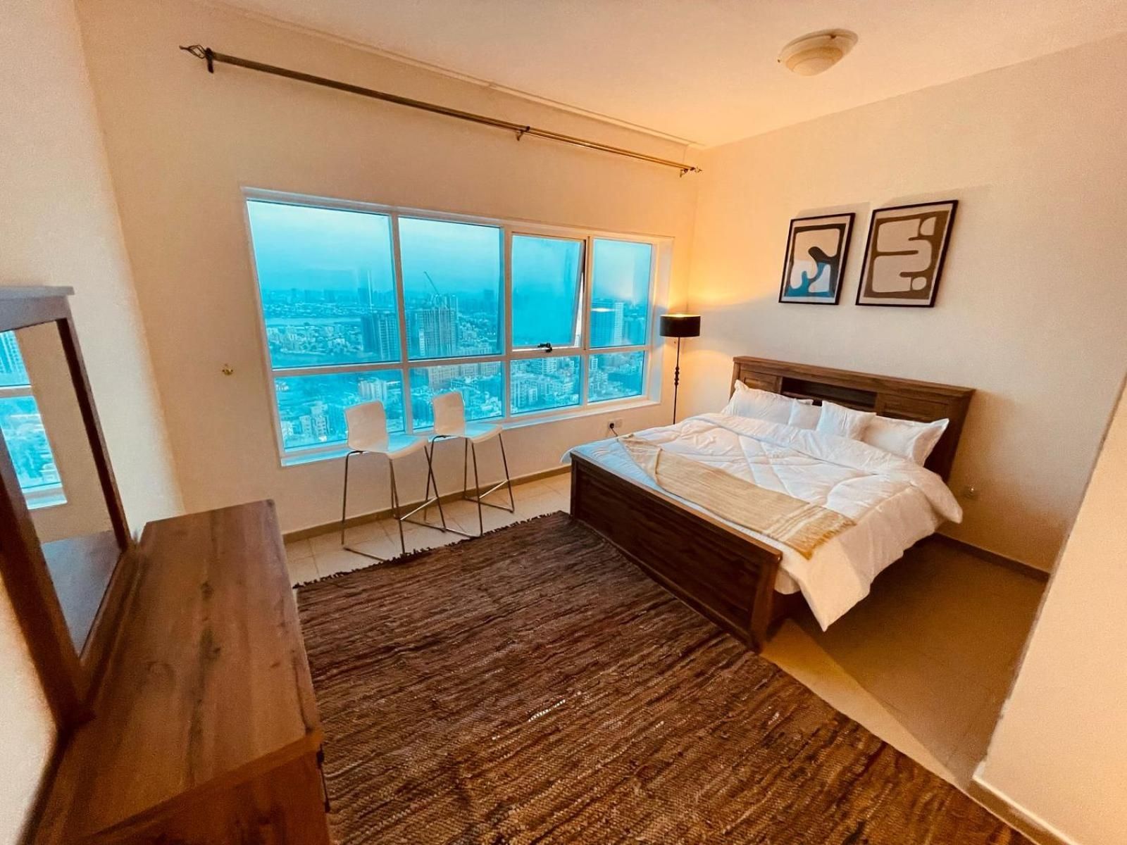 Four-Bedroom Platinum Apartment