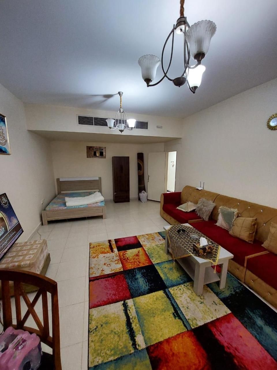 Family Room with Side Sea View
