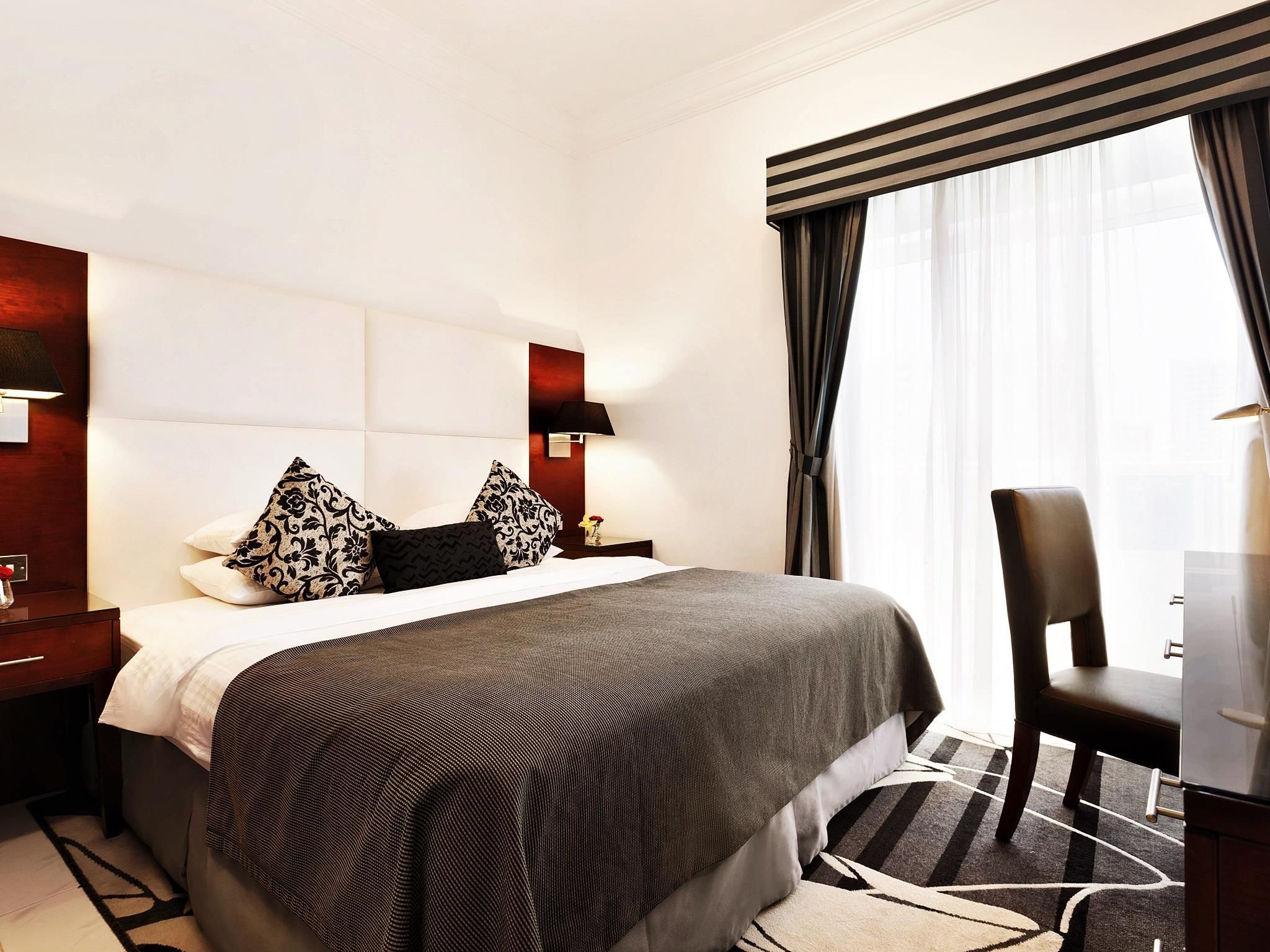 Deluxe One-Bedroom Suite