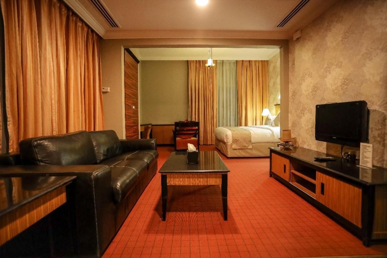 Junior Suite