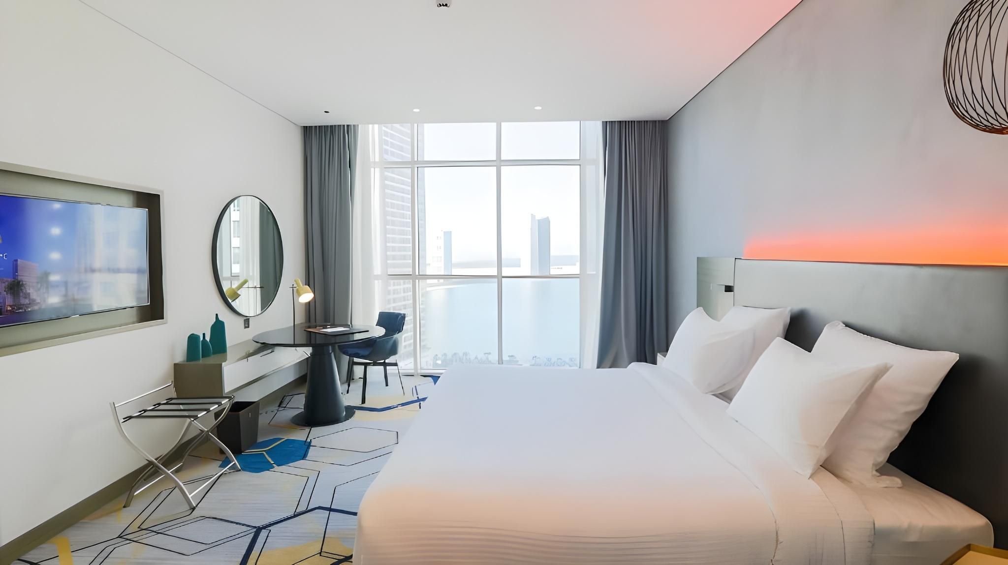 Deluxe Room with King Size Bed - Lagoon View