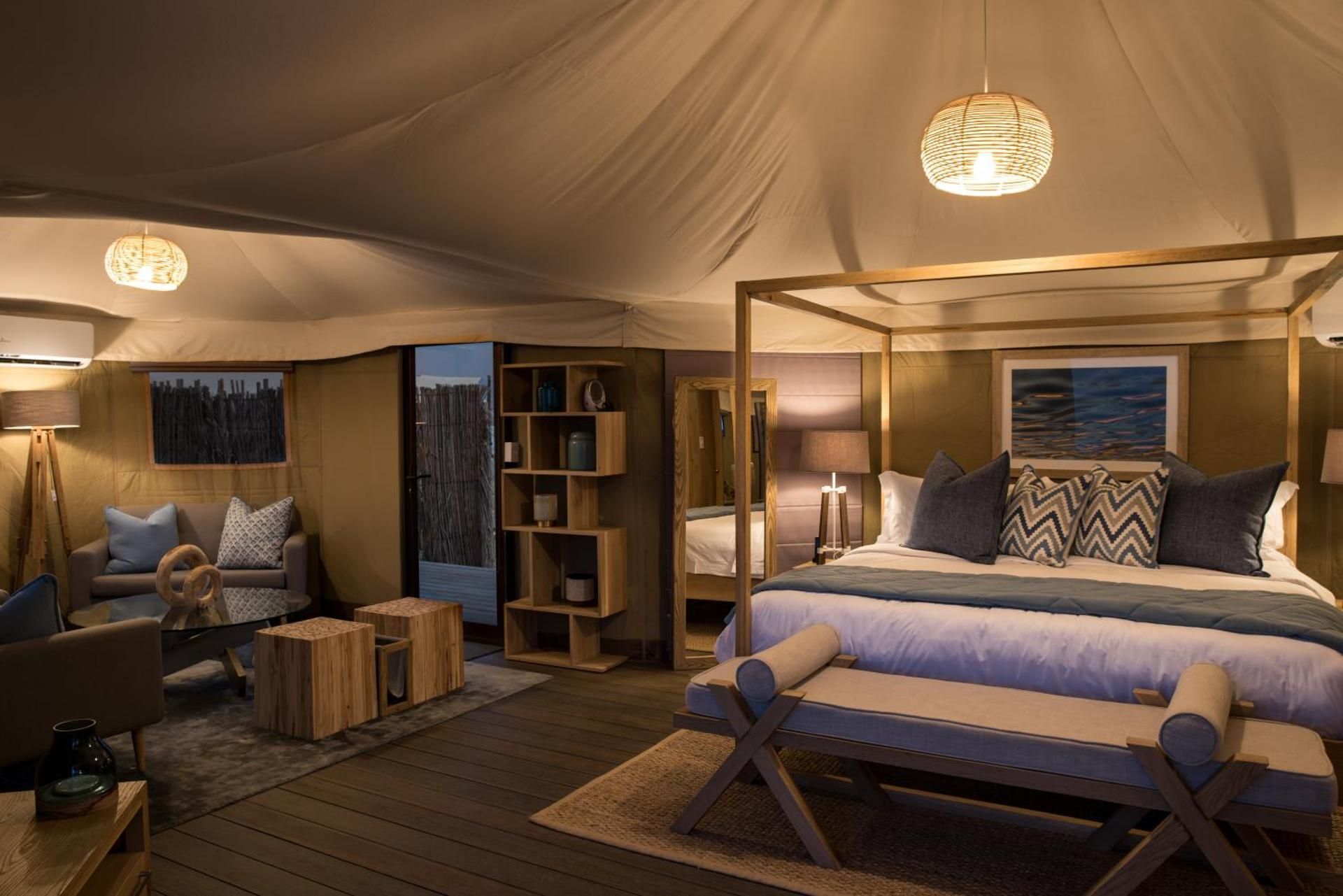 One Bed Tent Mountain View with Plunge Pool
