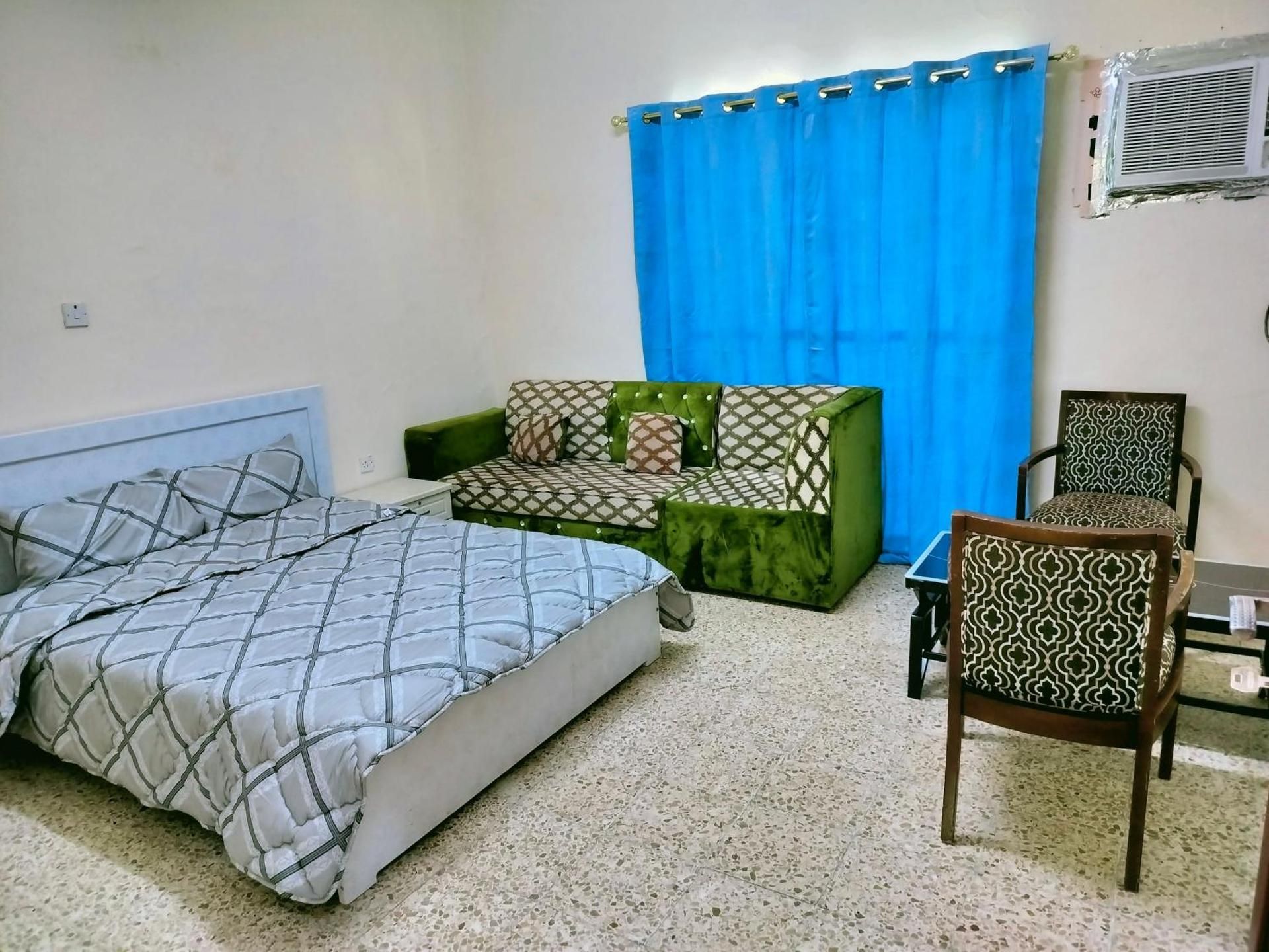 Double Room with Shared Bathroom