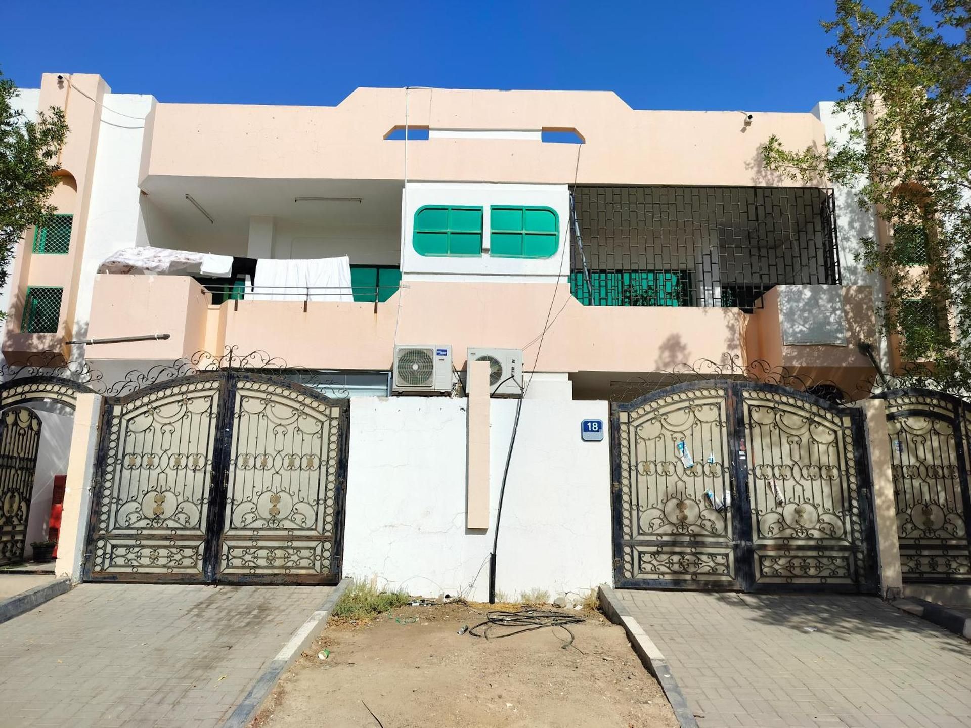 Private Guest Room in Kuwaitat