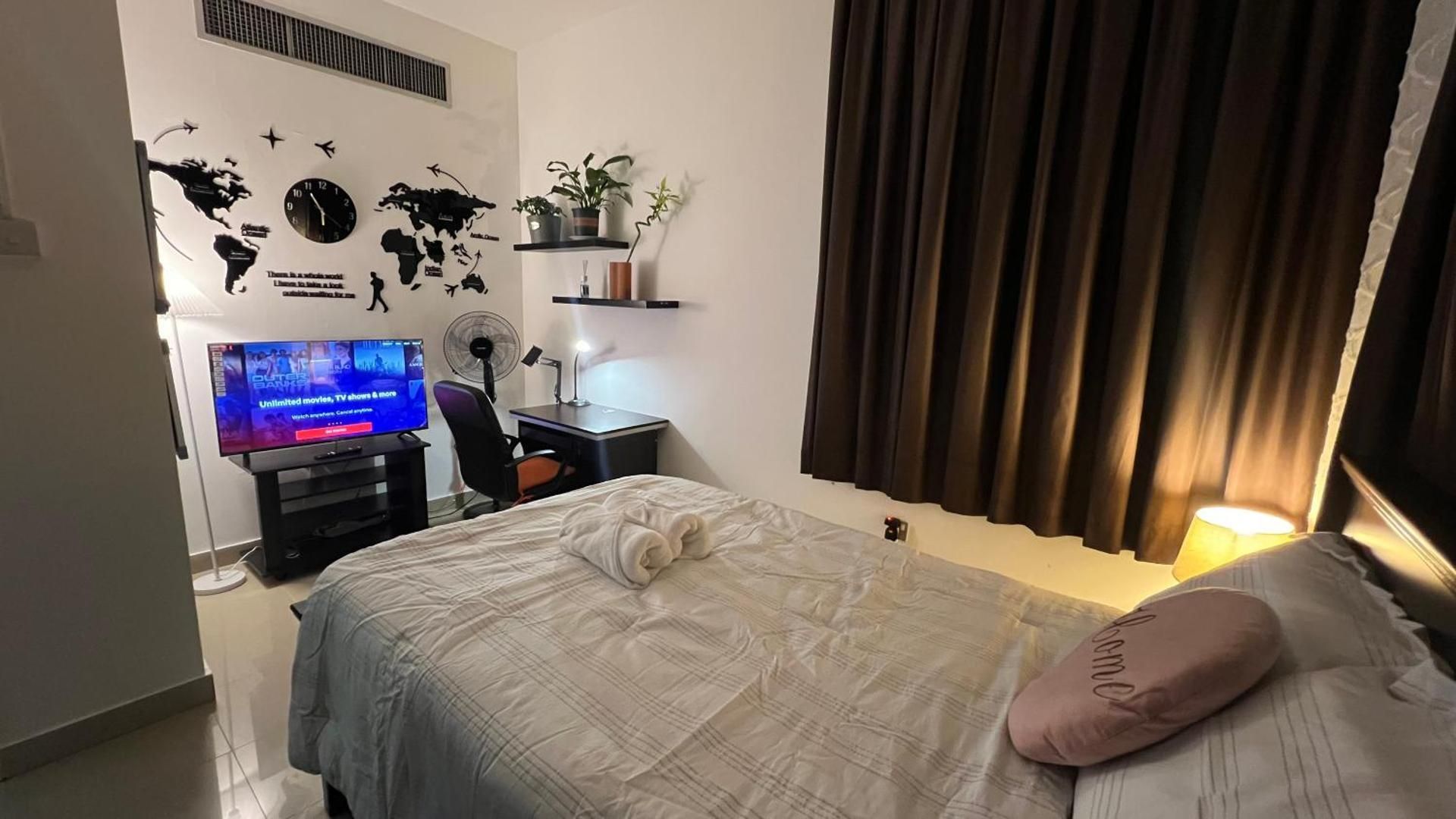 Deluxe Studio