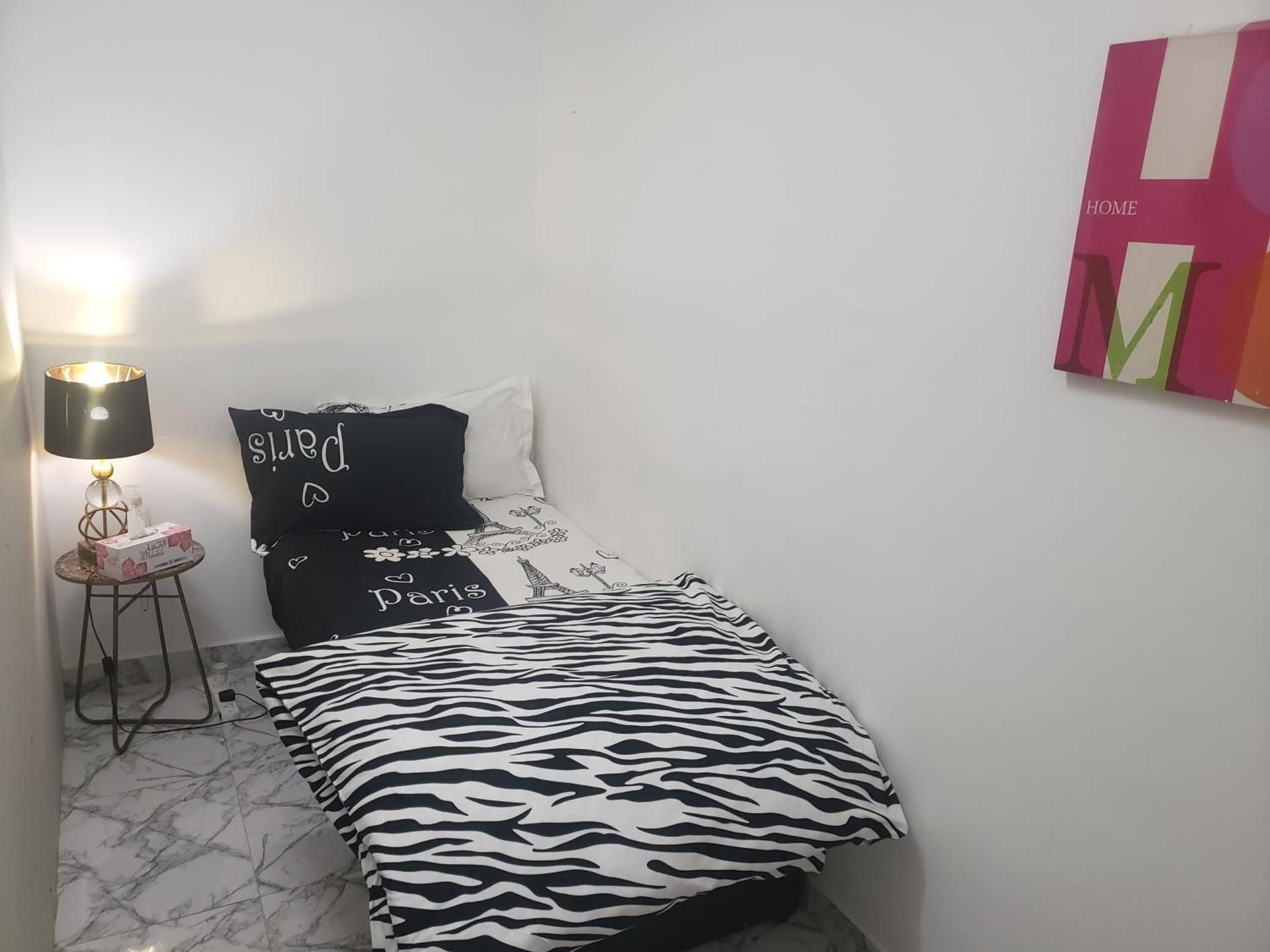 Single Room with Shared Bathroom