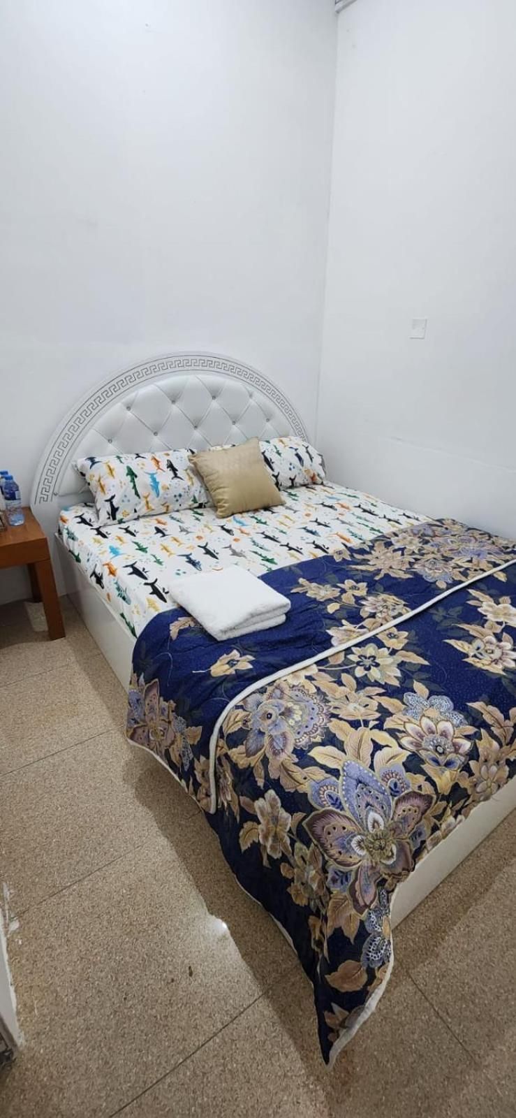 Queen Room with Shared Bathroom