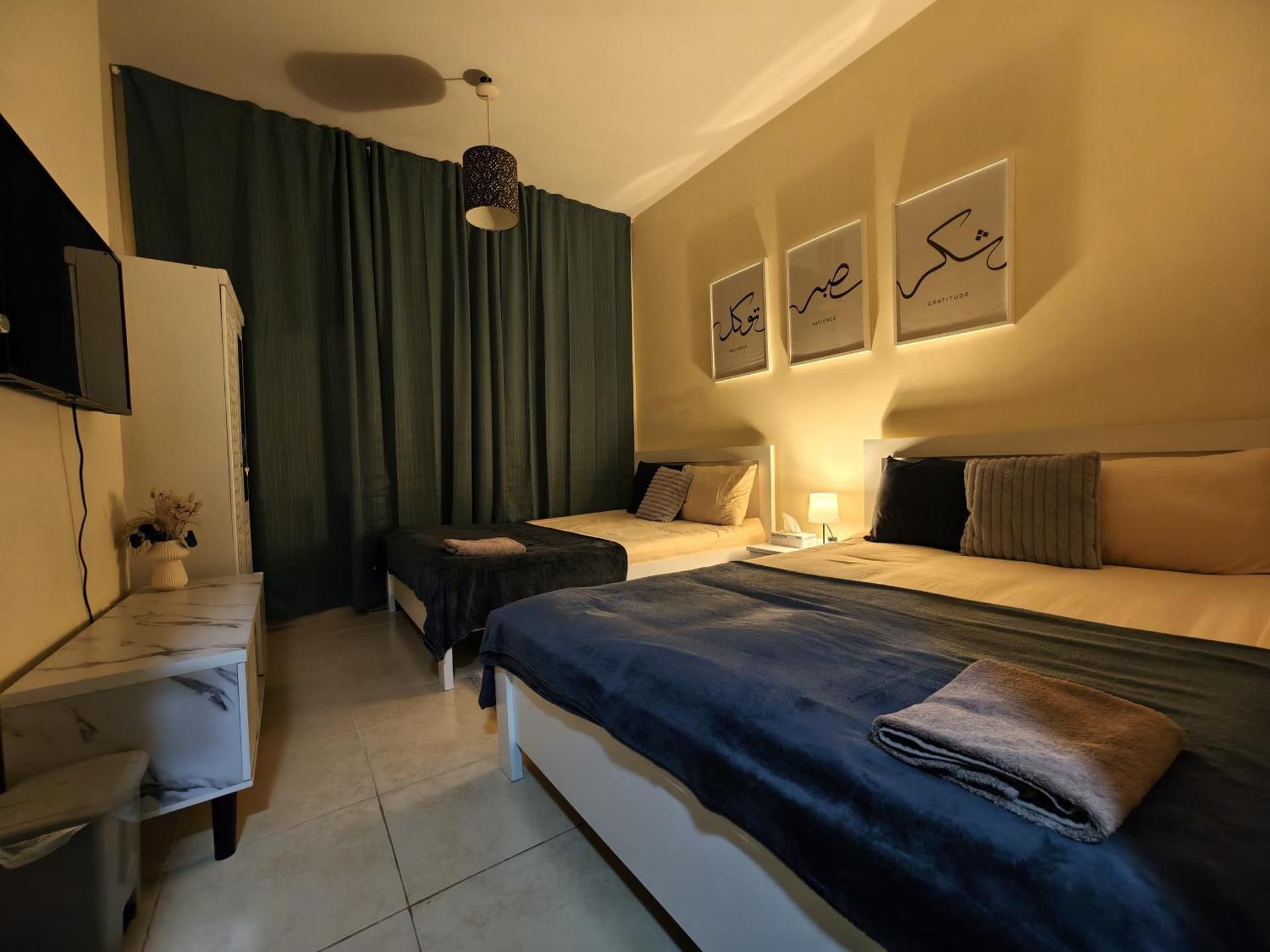 Queen Room