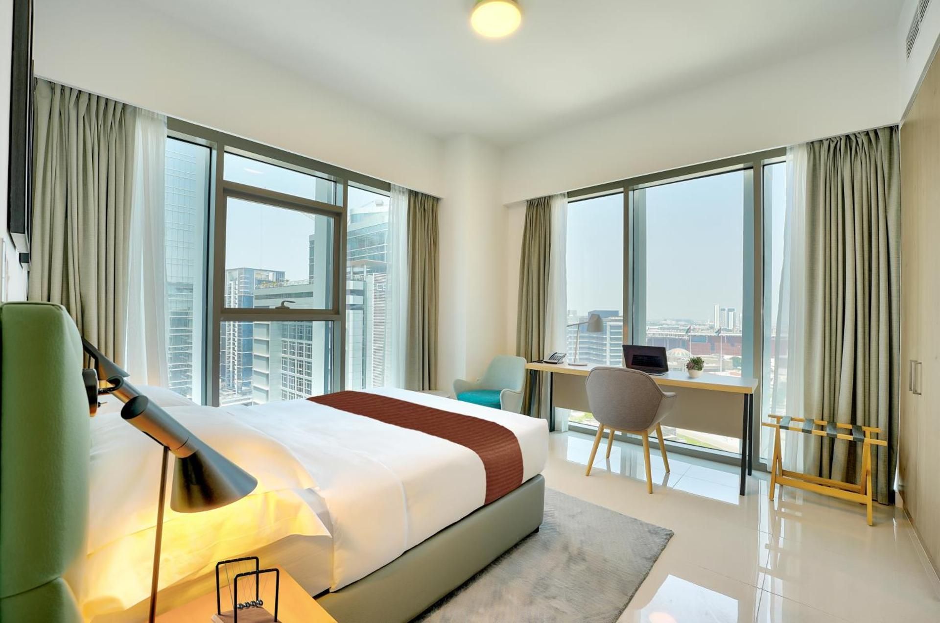 Two Bedroom City view - Queen and Twin Beds