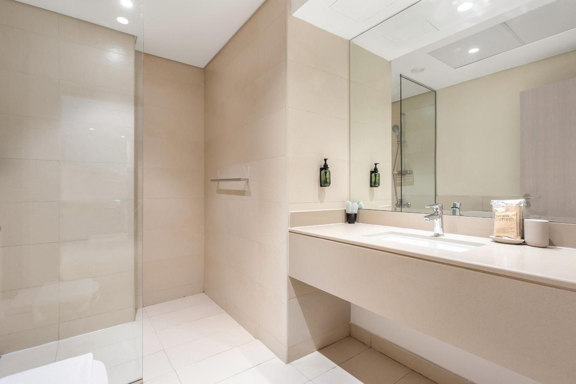 One-Bedroom Premier Apartment