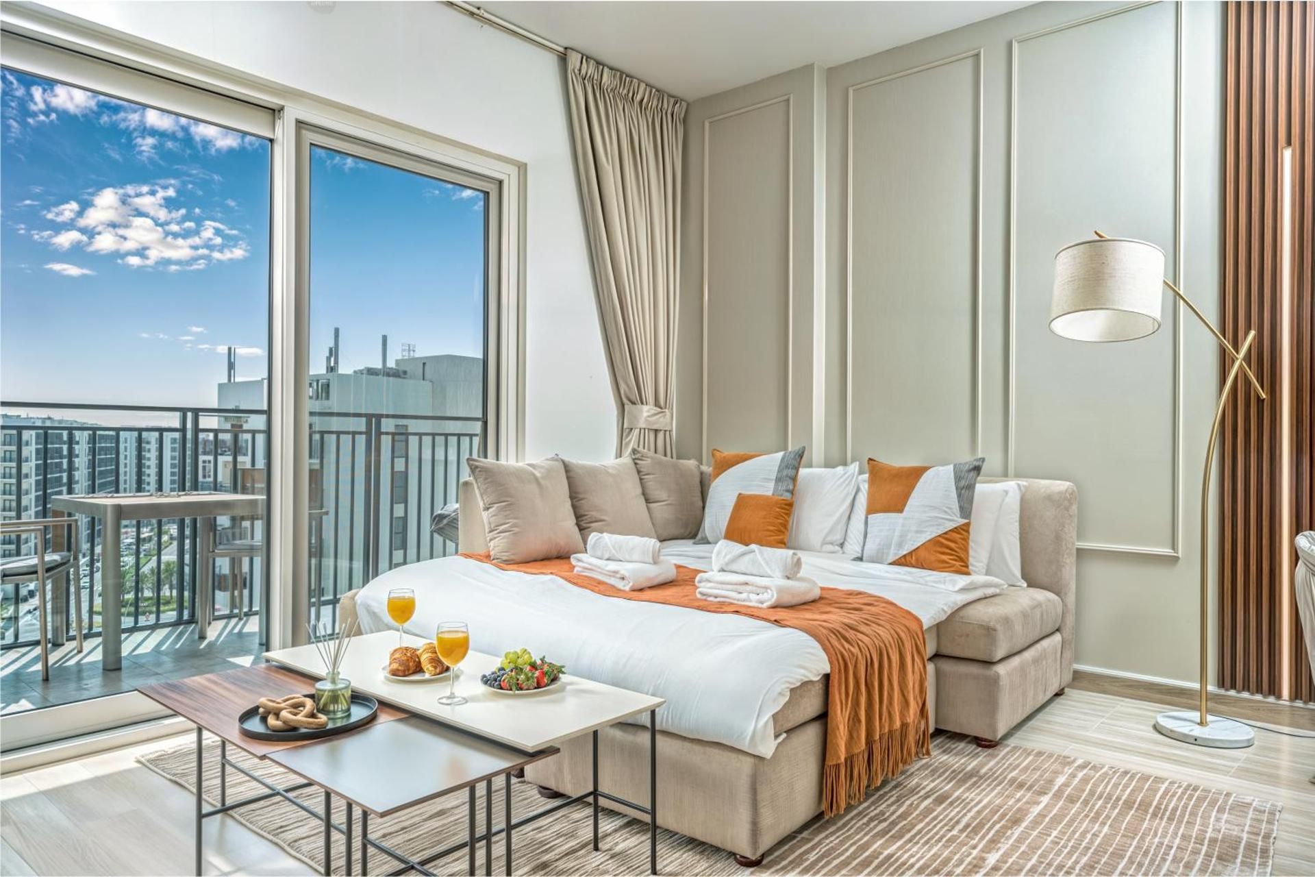Two-Bedroom Deluxe Apartment with Balcony