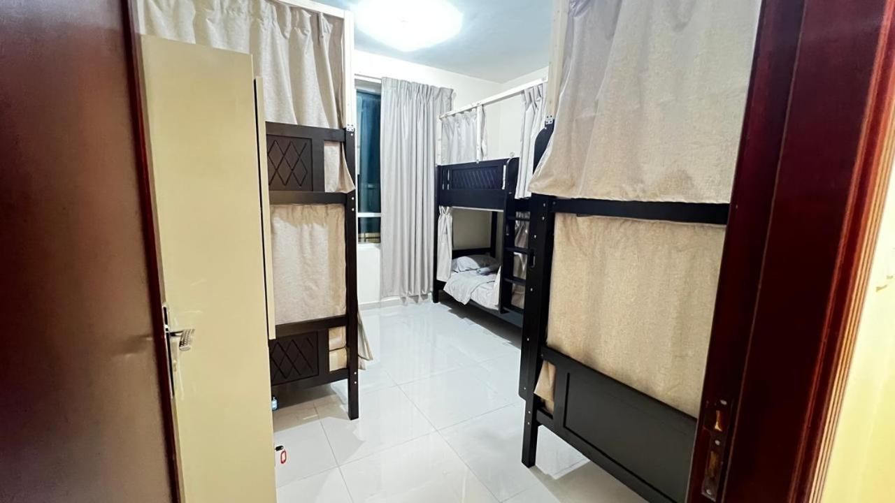 Bunk Bed in Mixed Dormitory Room