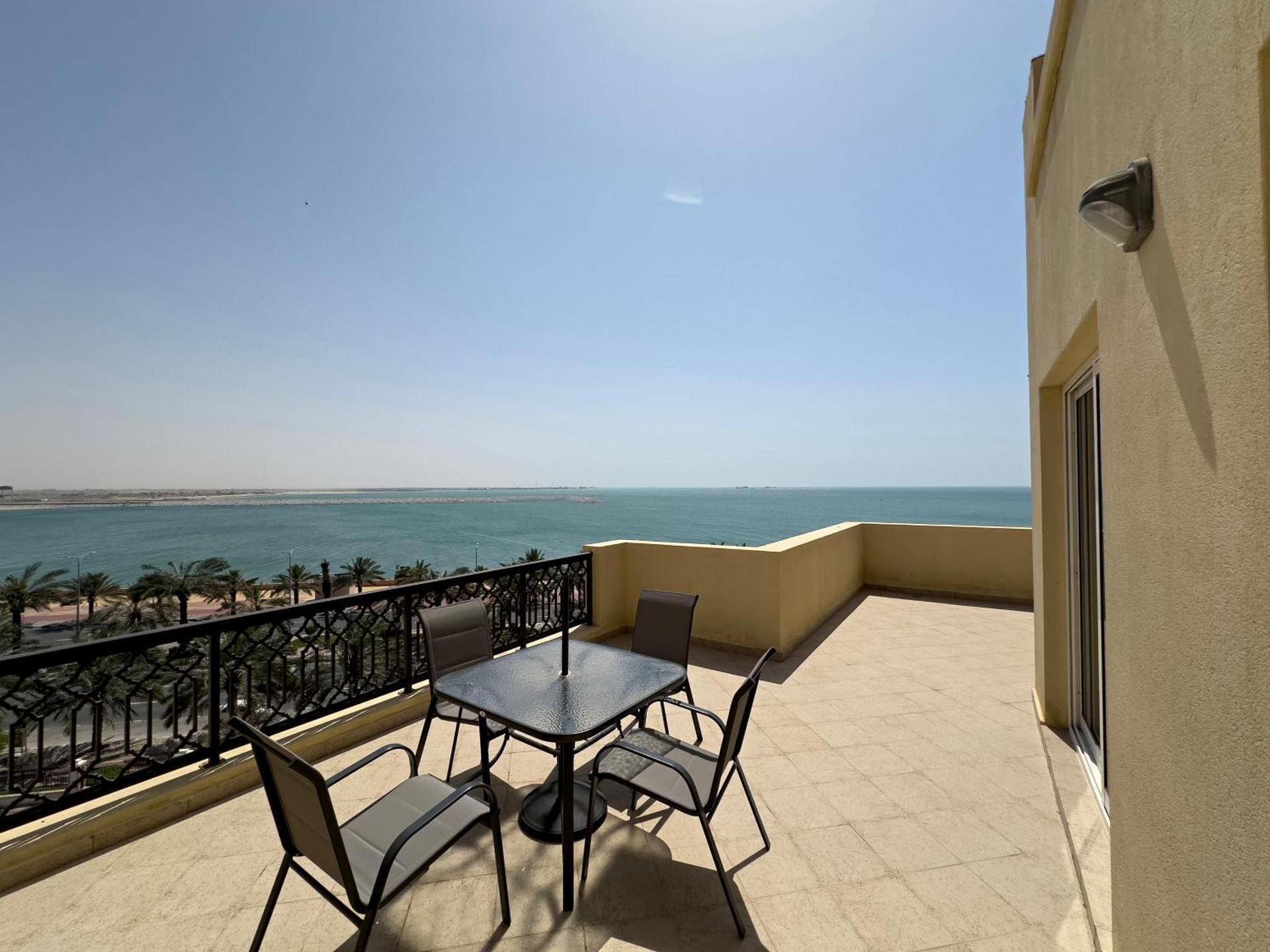 Apartment with Balcony