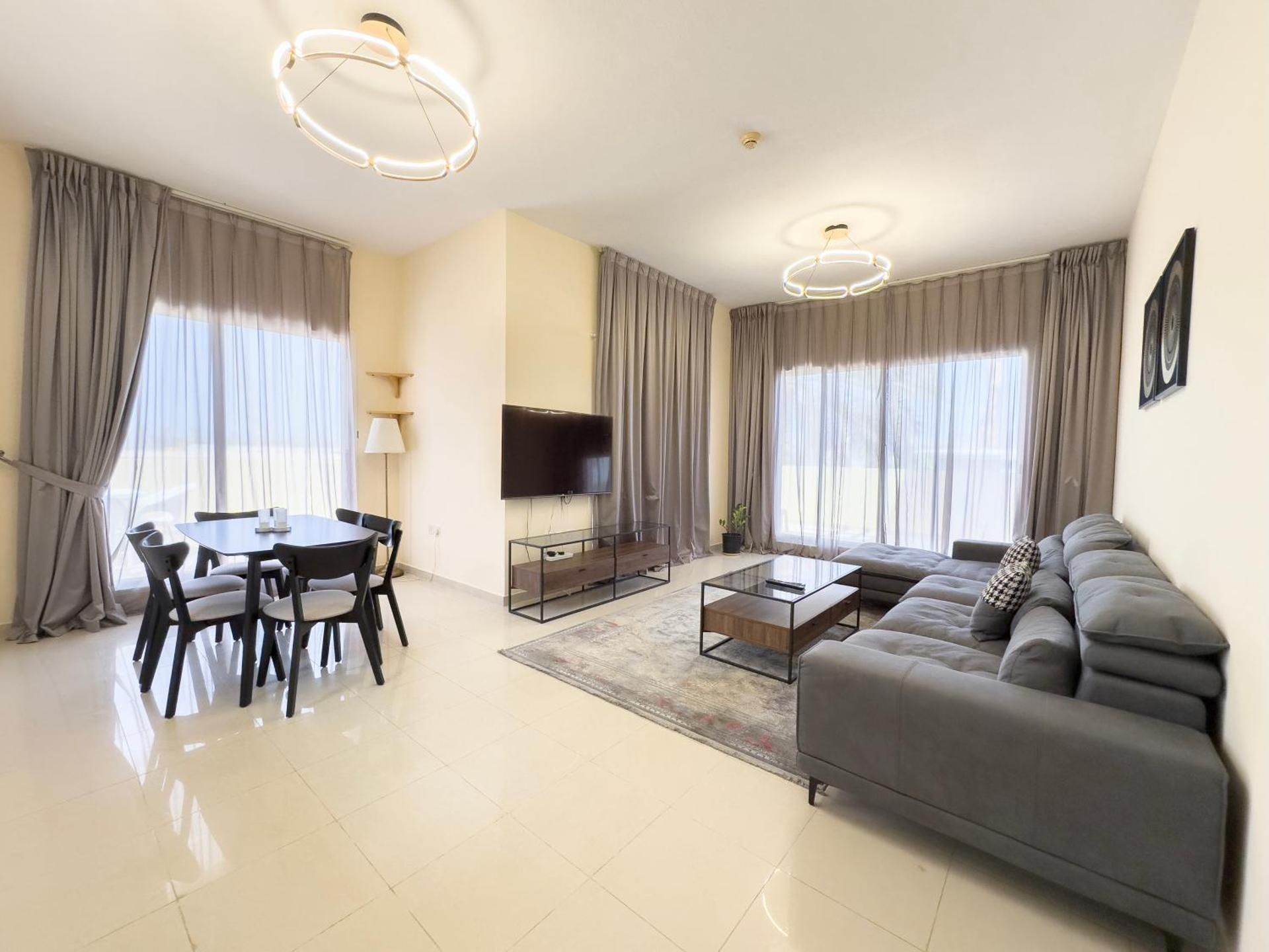 One-Bedroom Apartment with Balcony