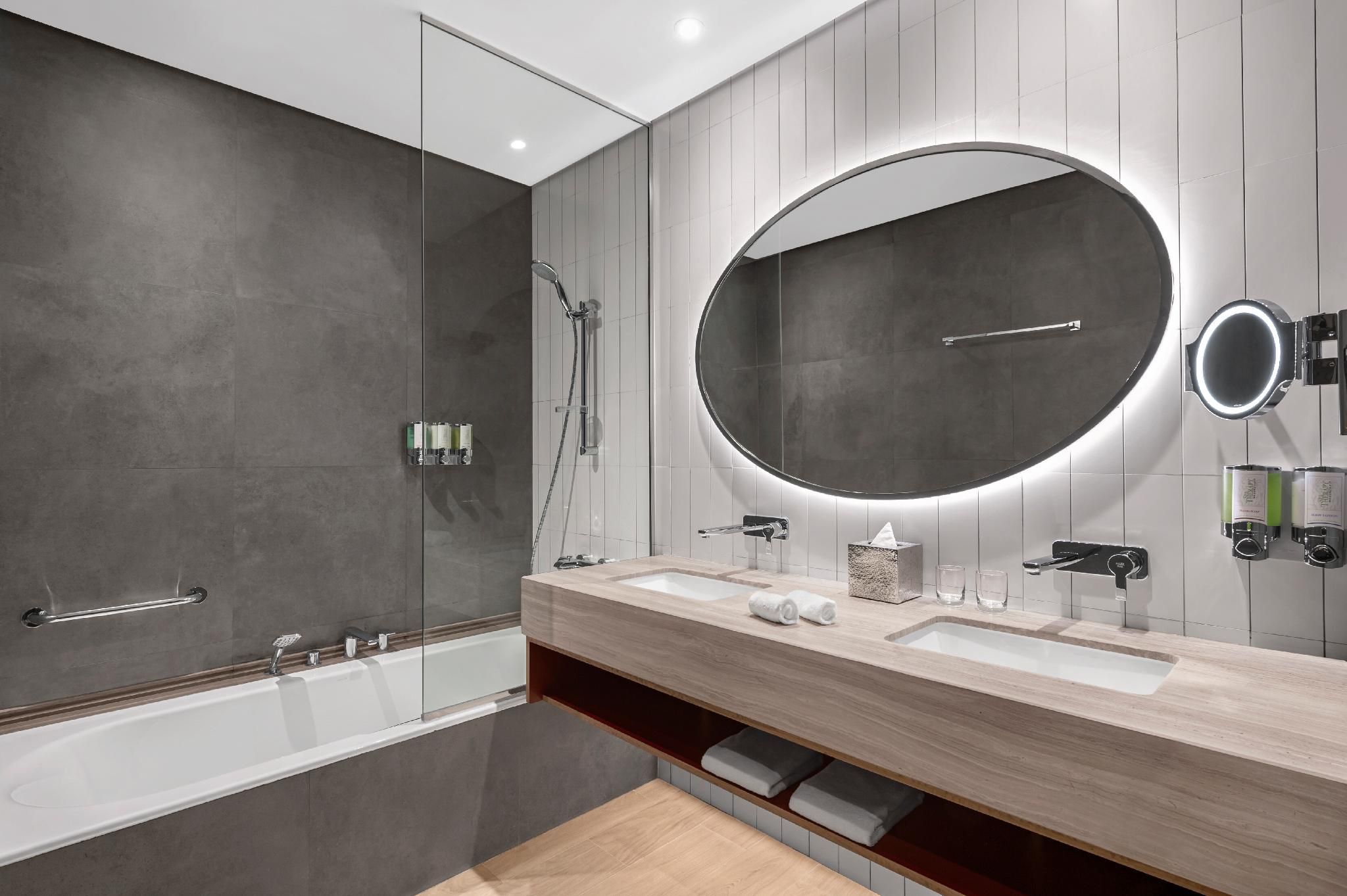 Two Double Beds Room with Sea View