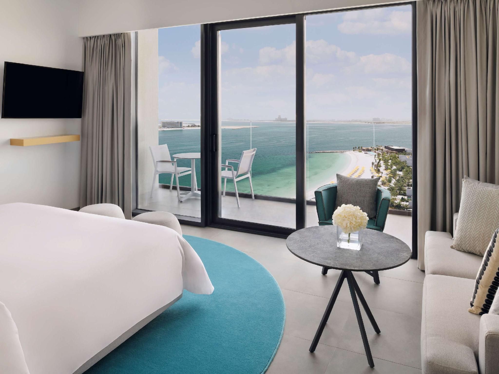 Superior Island Sea View King Room