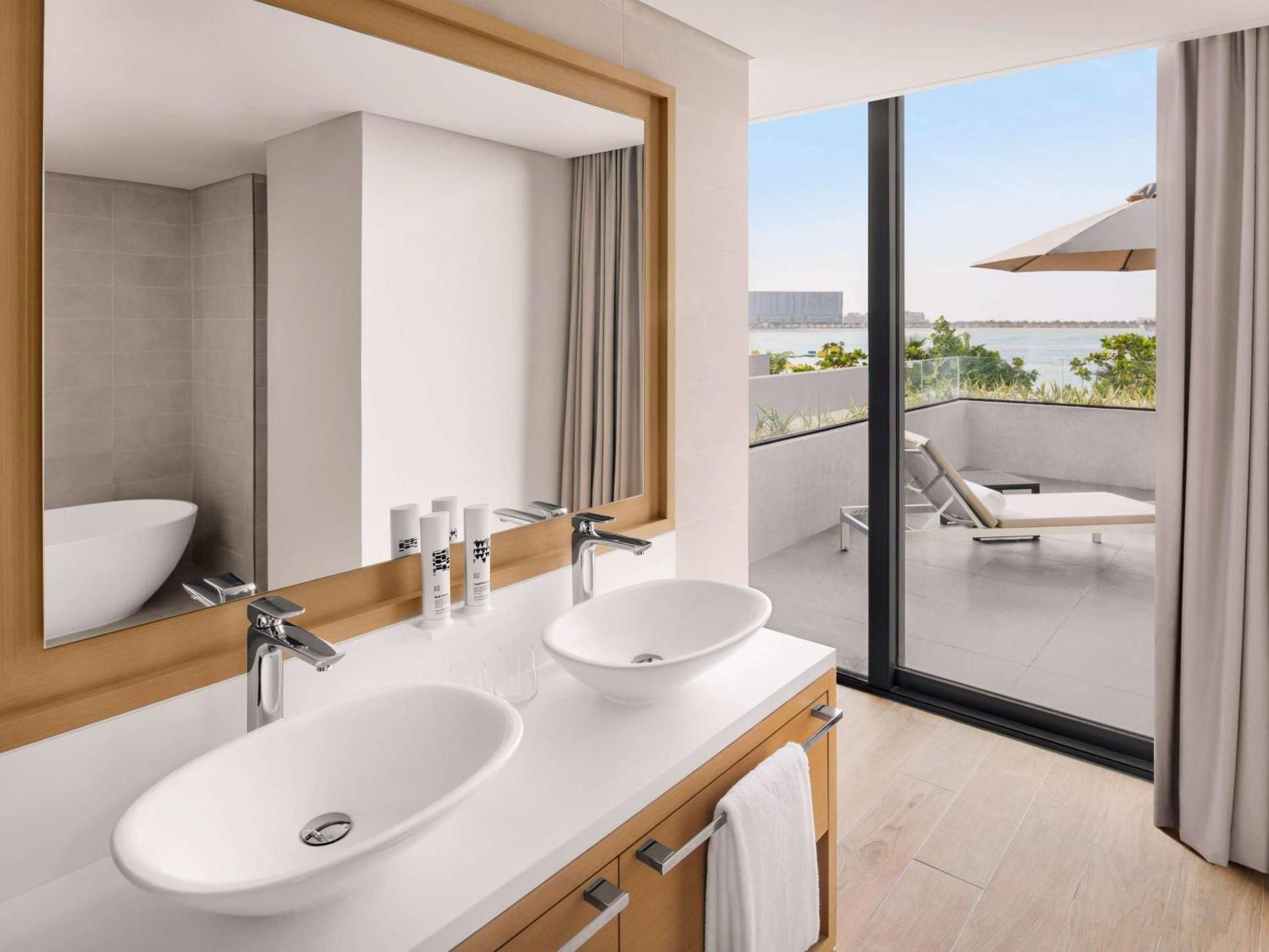 Single Junior Suite with Private Terrace - Beachfront