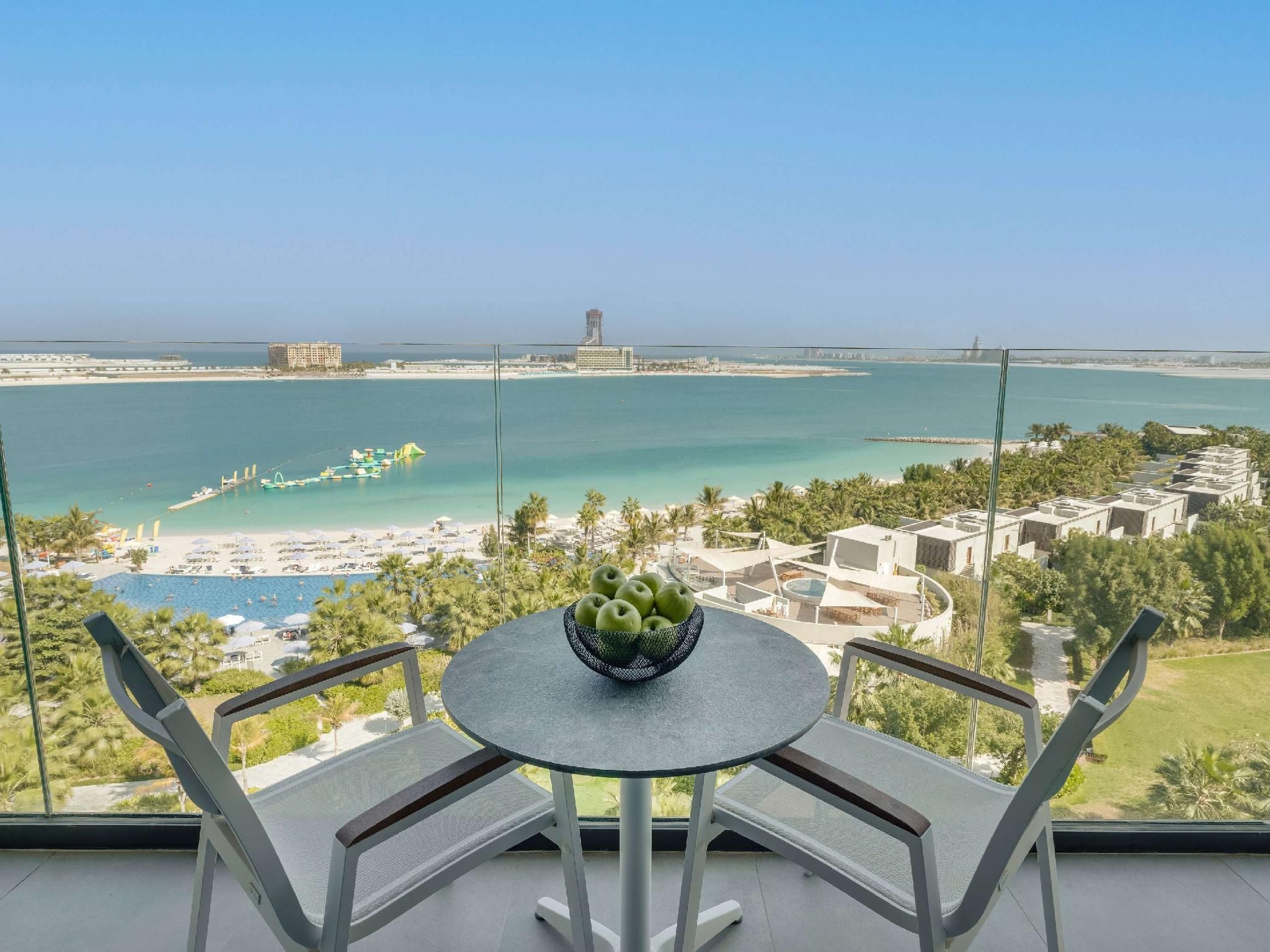 Premium Beach and Pool King Room