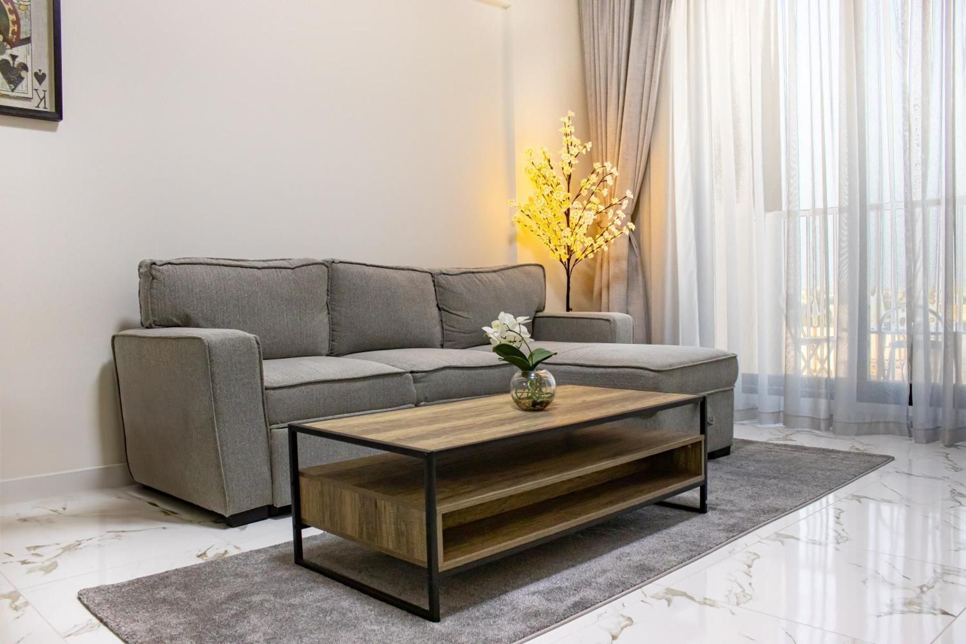 Classic One-Bedroom Apartment with King Bed