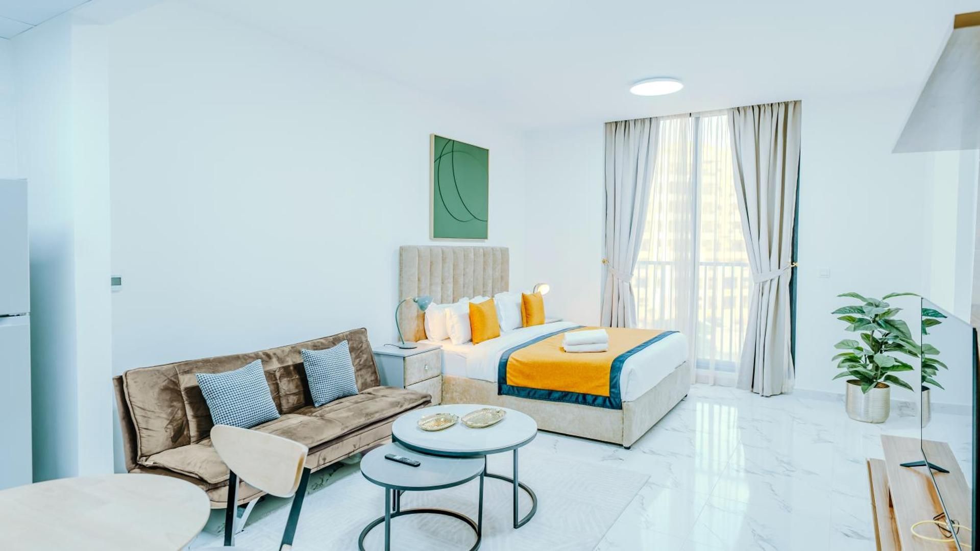 Studio with Sofa Bed