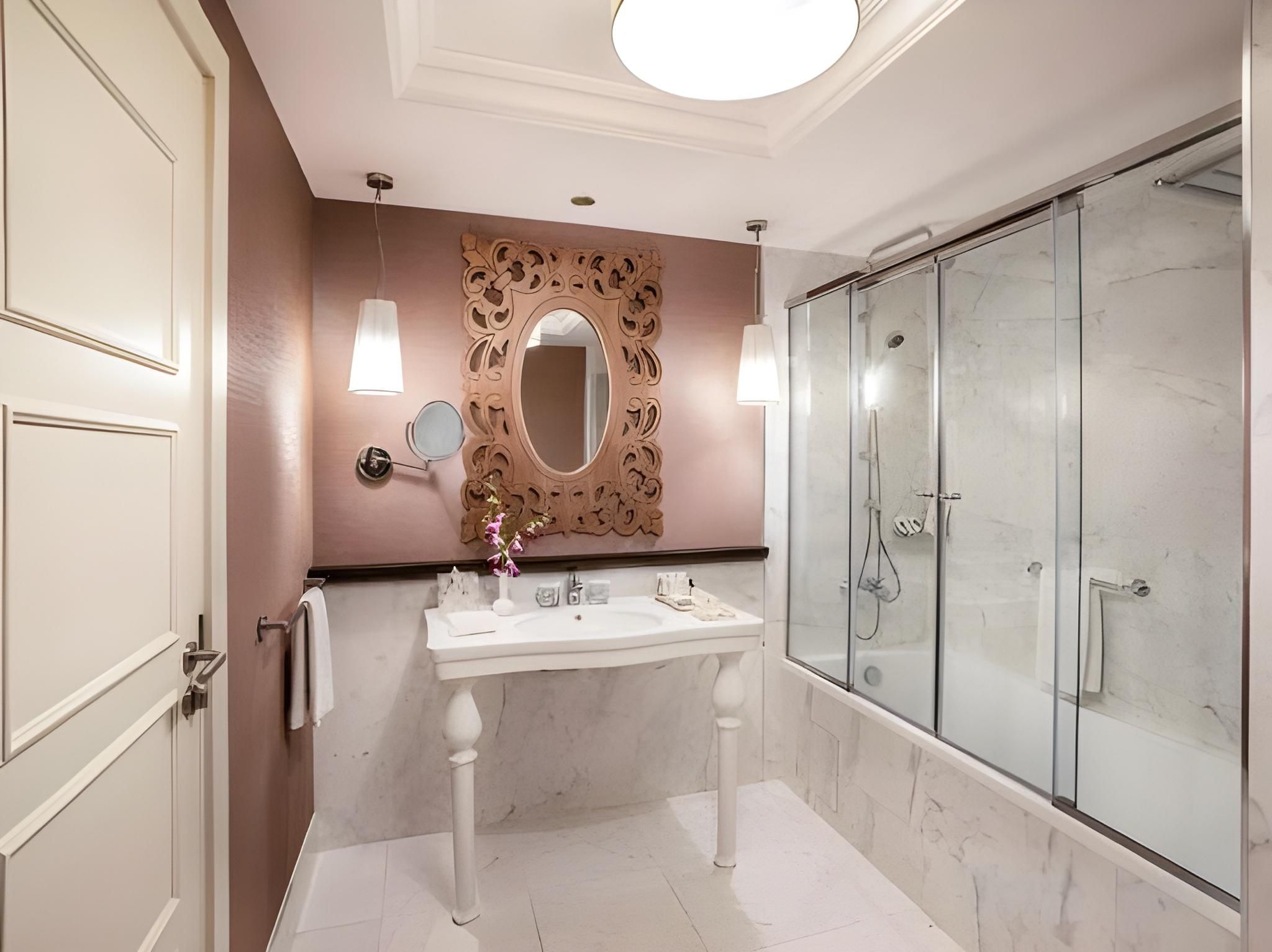 Three-Bedroom King Suite