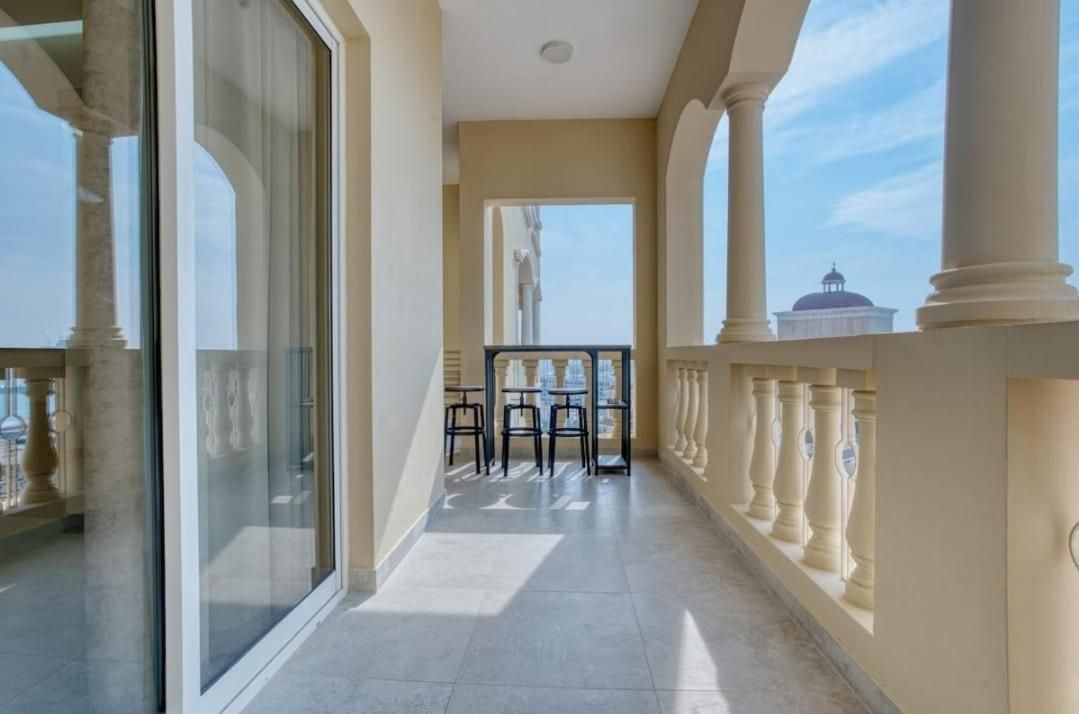 One-Bedroom Apartment with Balcony and Sea View