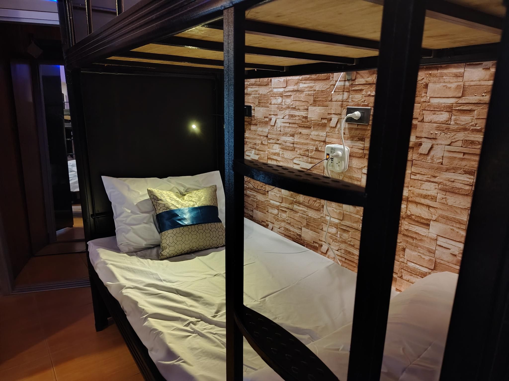 Bed in 4 Bed Ensuite Dorm